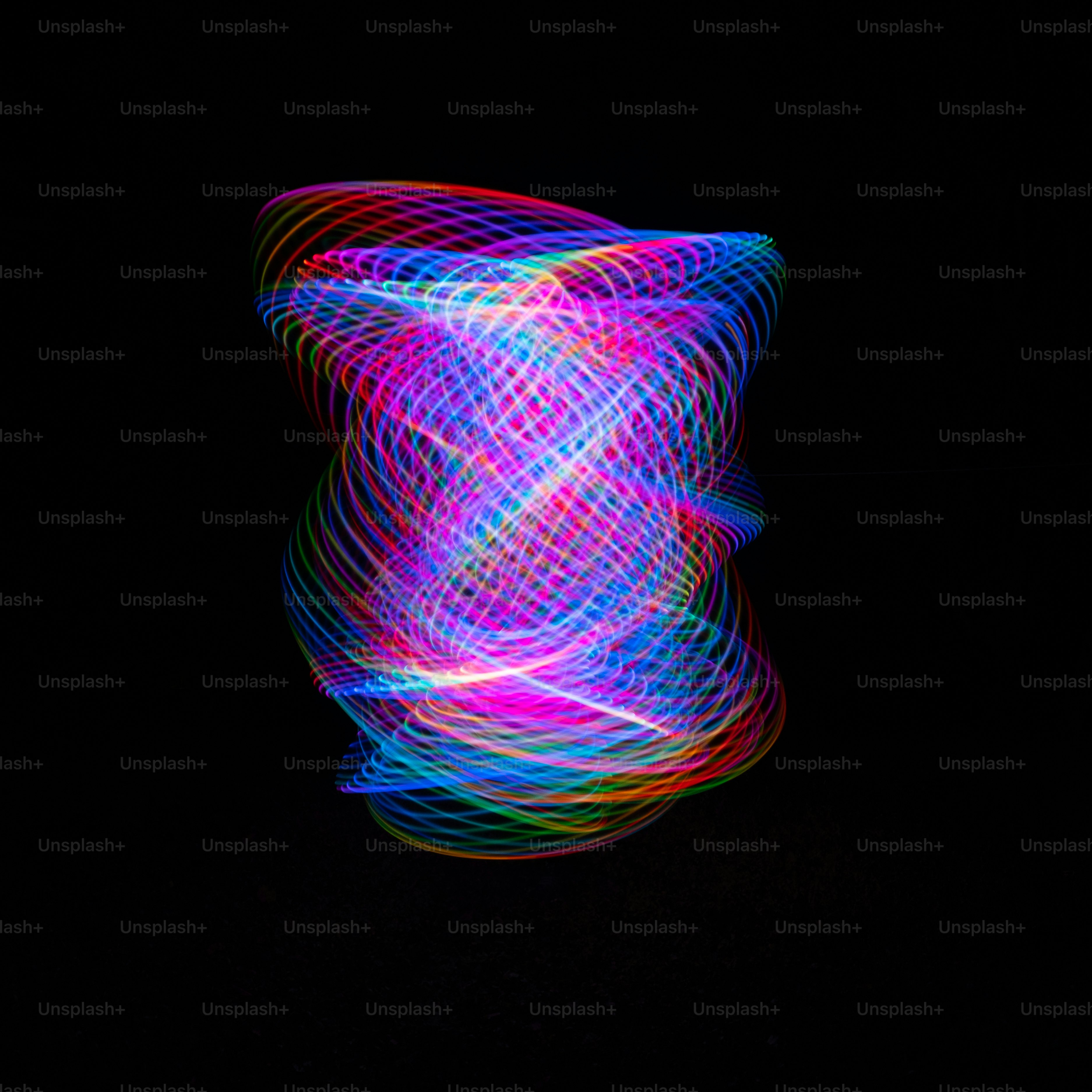 A blurry photo of a light in the dark photo Long exposure Image on