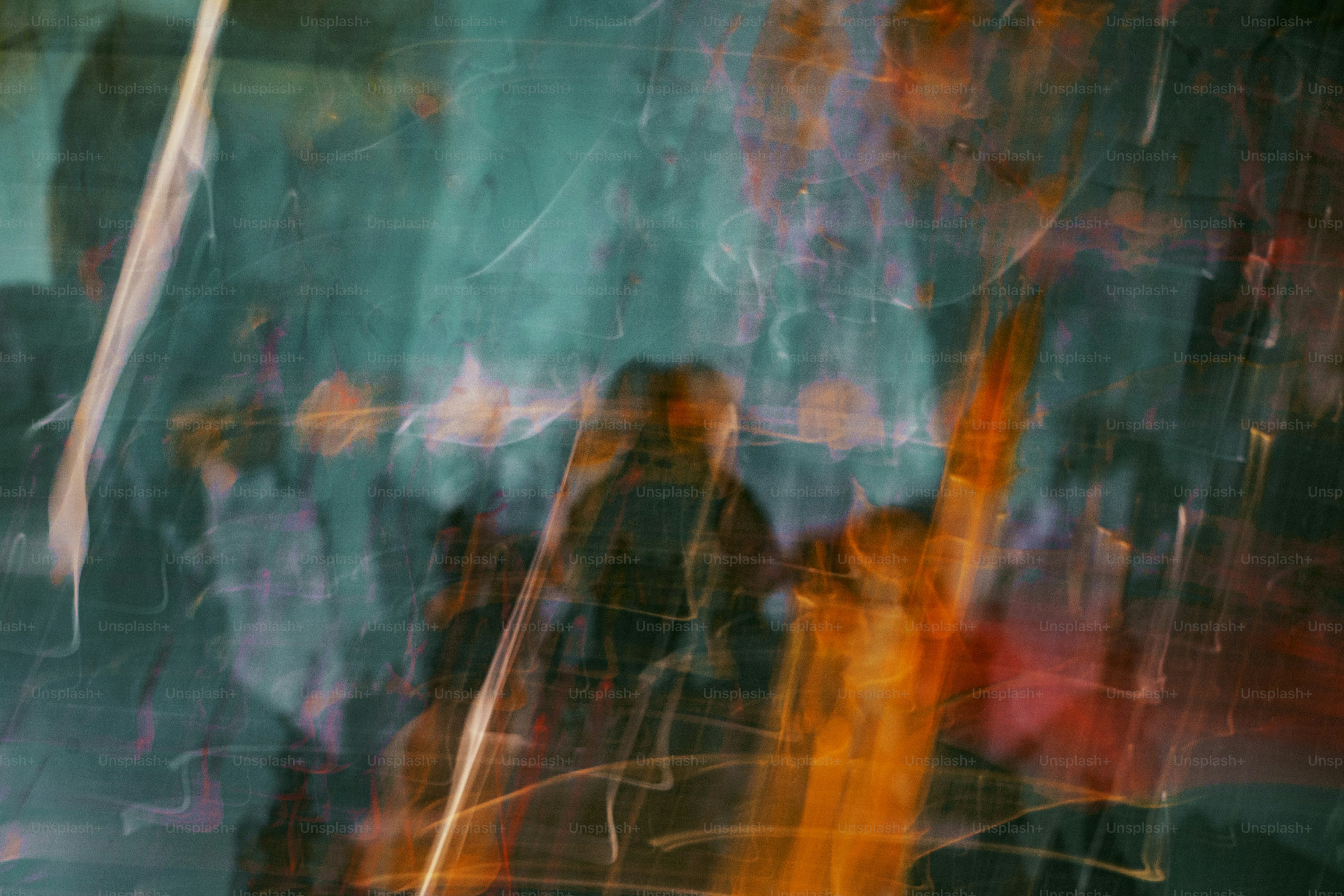 a blurry image of a group of people