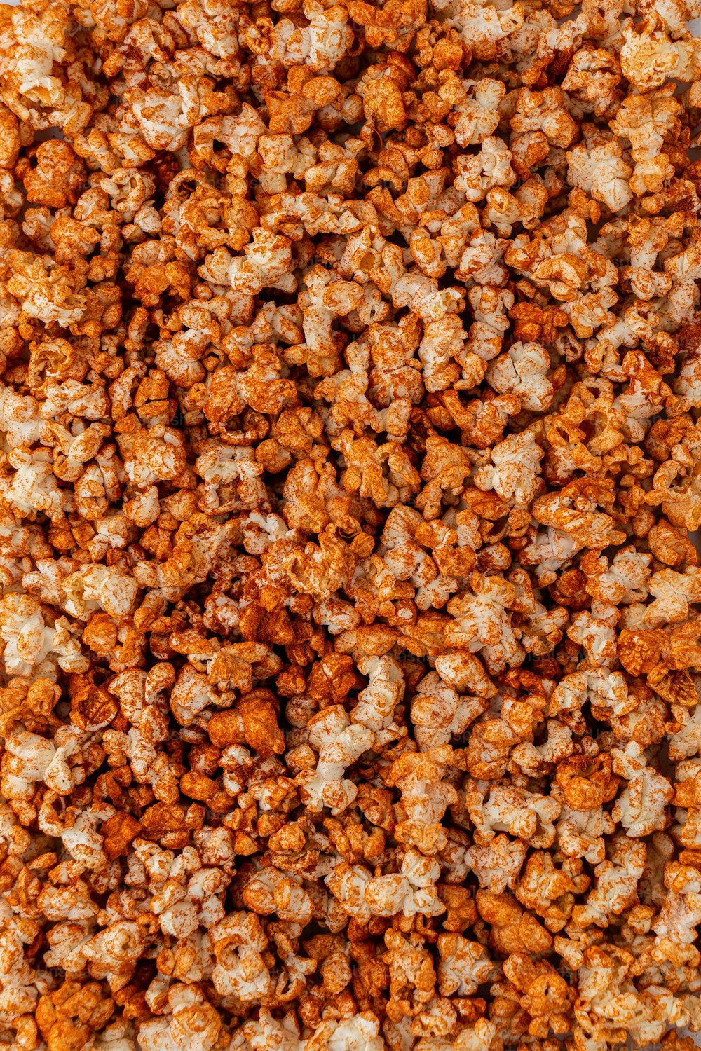 Popcorn in Koerbchen und Maiskoerner, Stock Photo, Picture And Rights  Managed Image. Pic. RDC-1131630