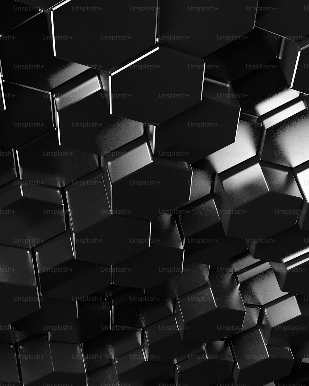 Una foto en blanco y negro de un montón de cubos