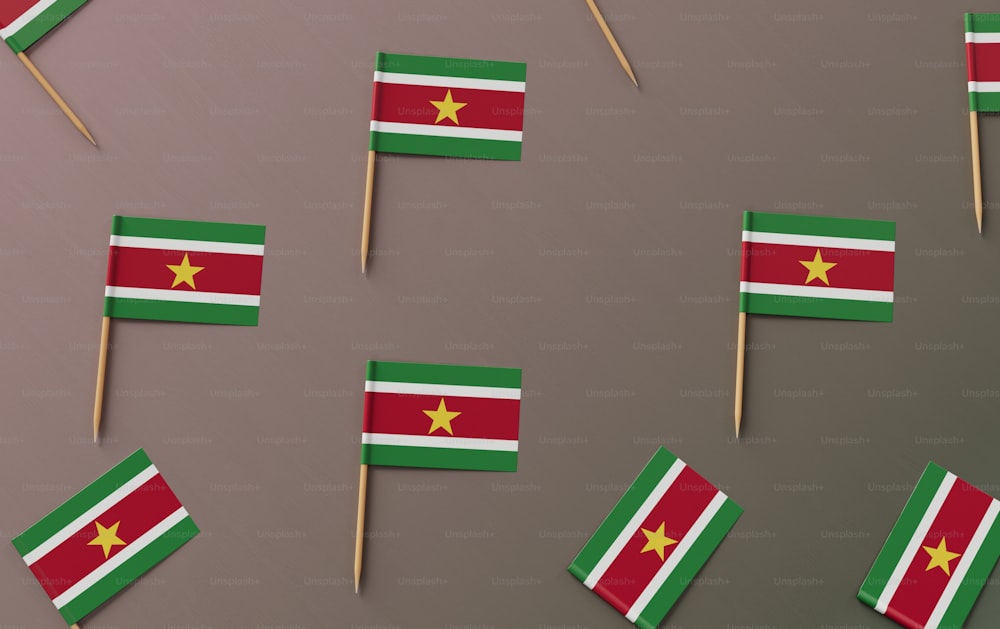 palitos de dente com bandeiras de diferentes países sobre eles