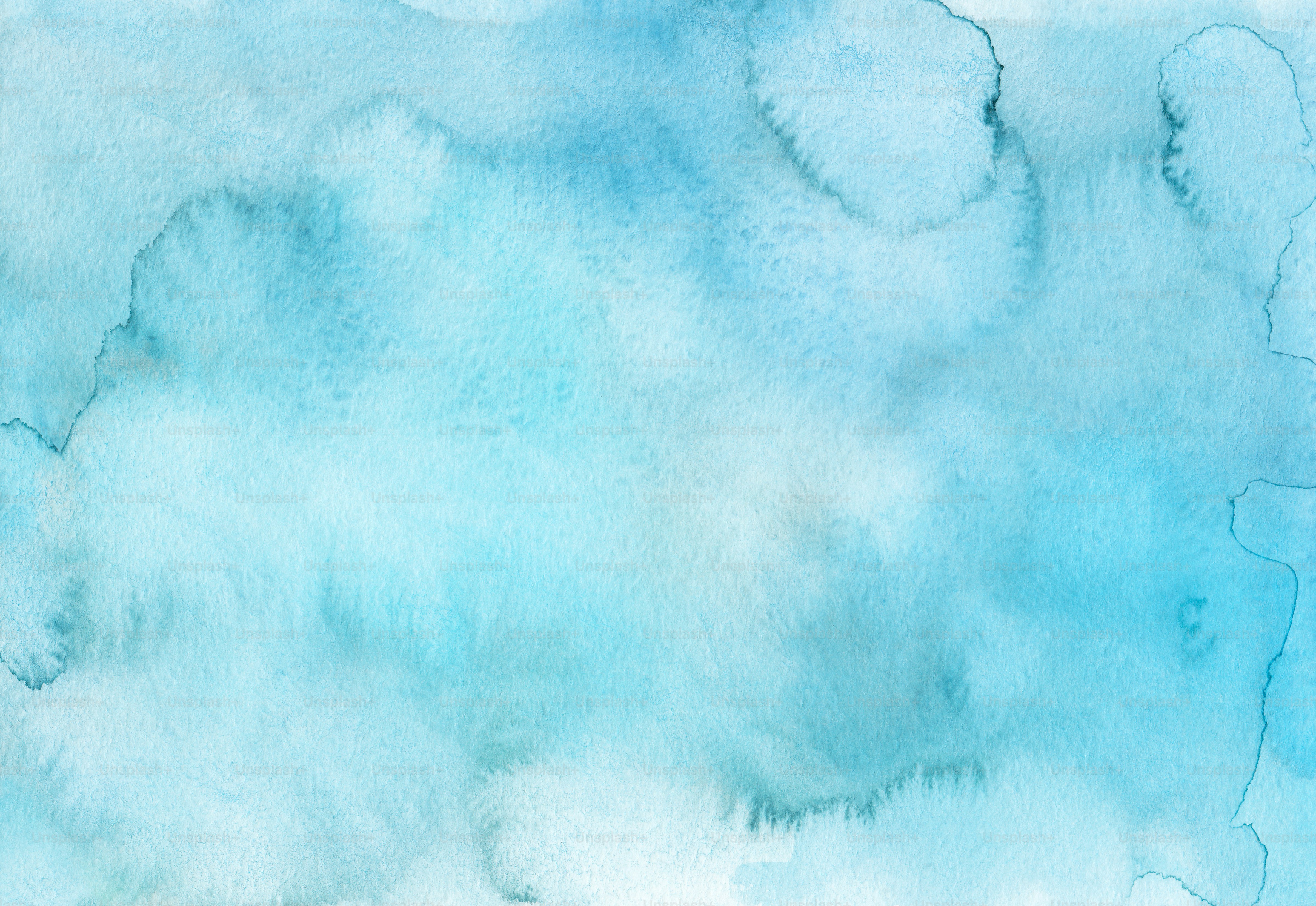 Ein Aquarell eines blauen Himmels mit Wolken