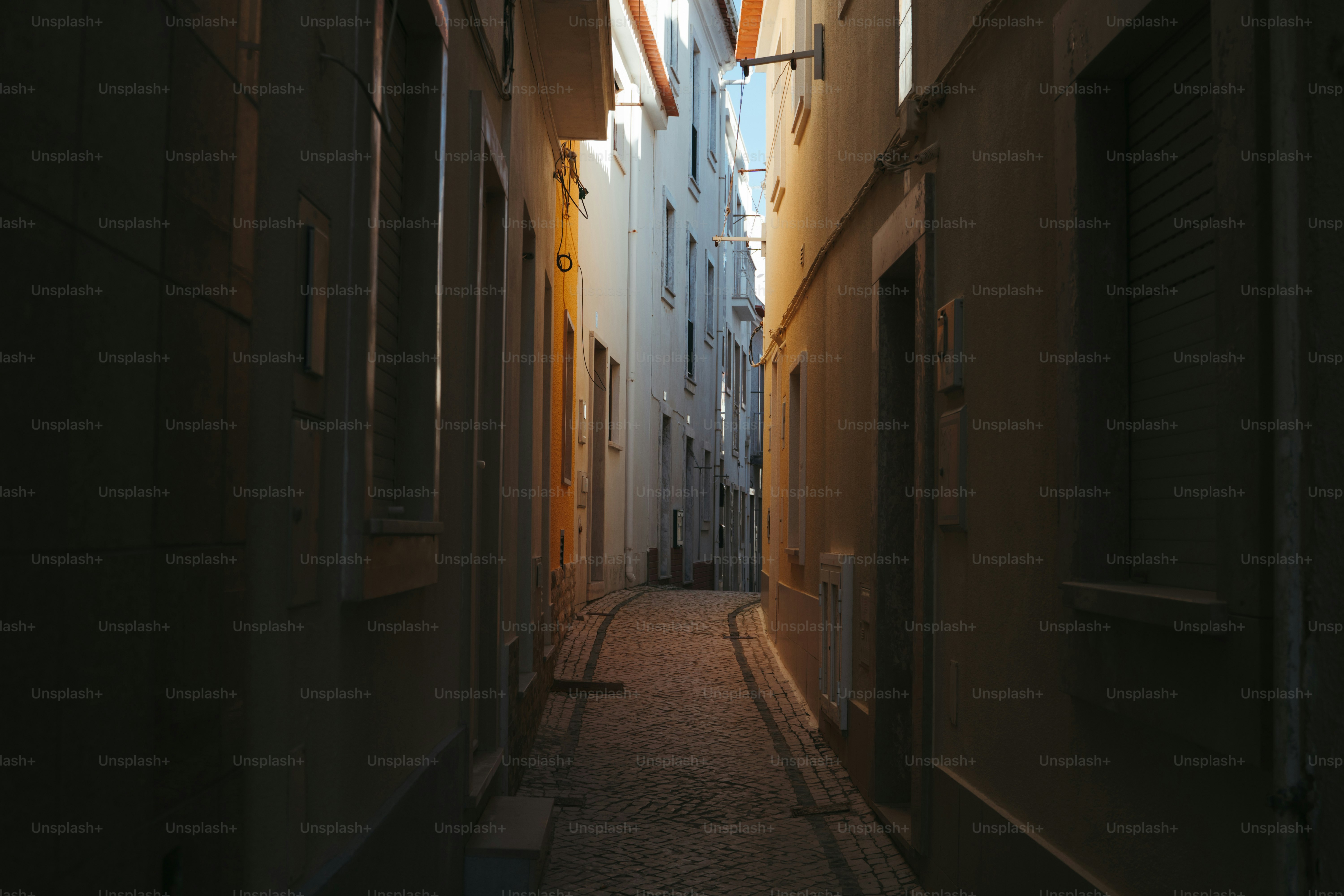 Narrow Pictures Download Free Images on Unsplash