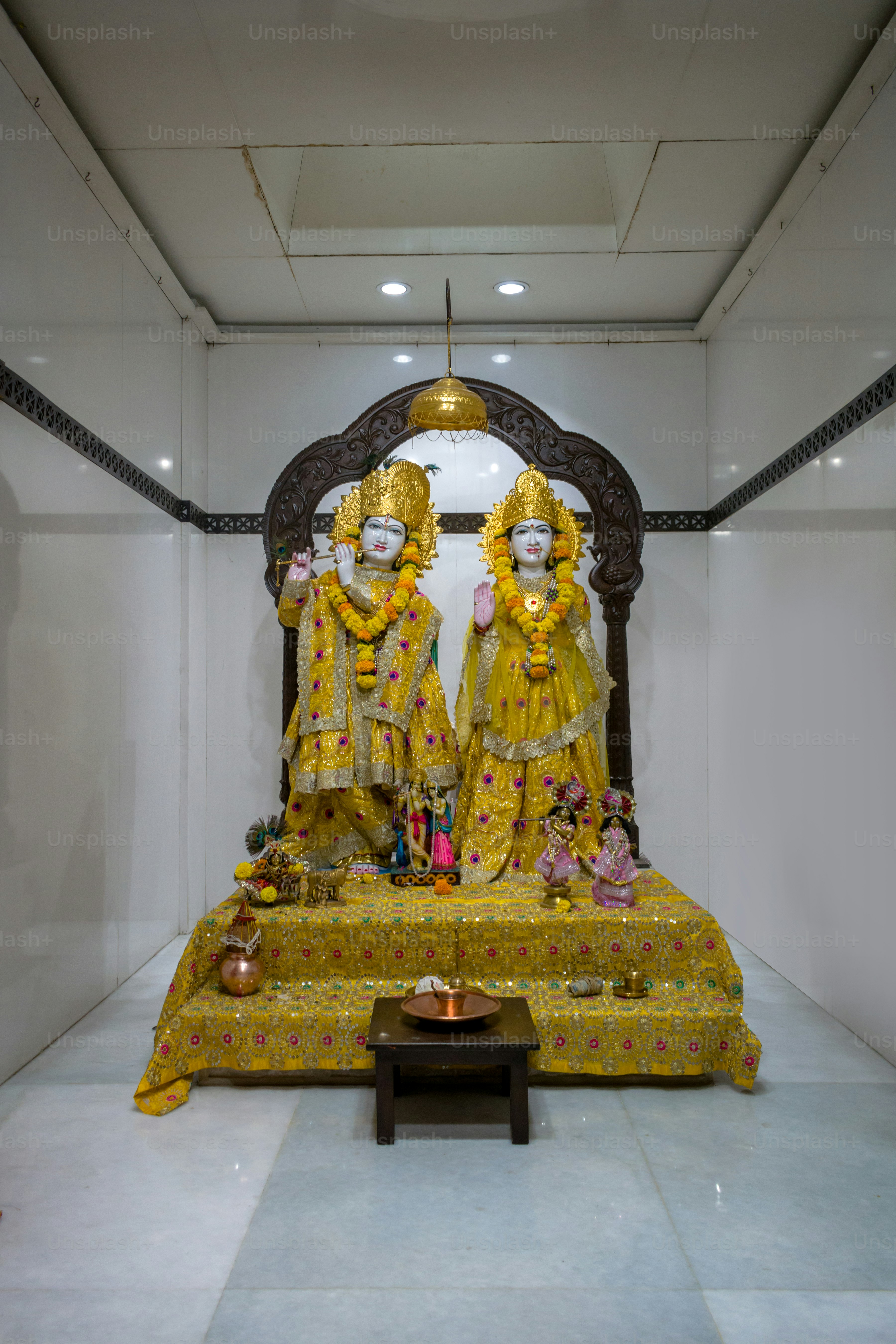 크리슈나 사진 [HD] | Unsplash에서 무료 이미지 다운로드, image size:3000x4500