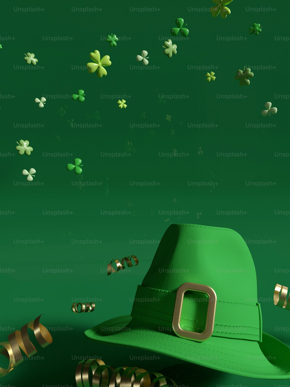 un chapeau vert assis sur une table verte