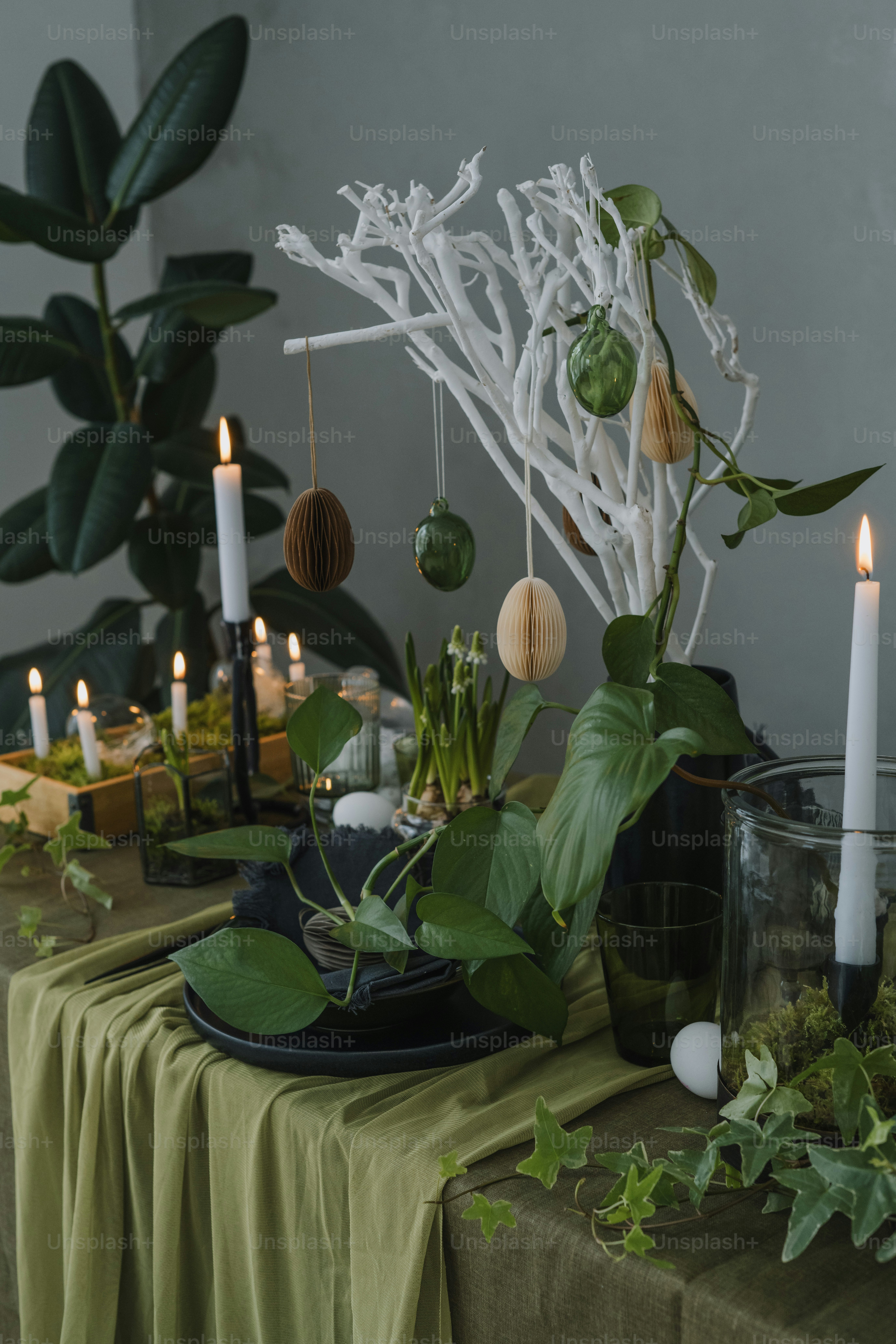 9 Leaf Whisper DIY Scented Candles with Autumn Botanicals