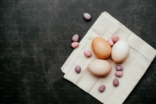 a napkin with some eggs on top of it