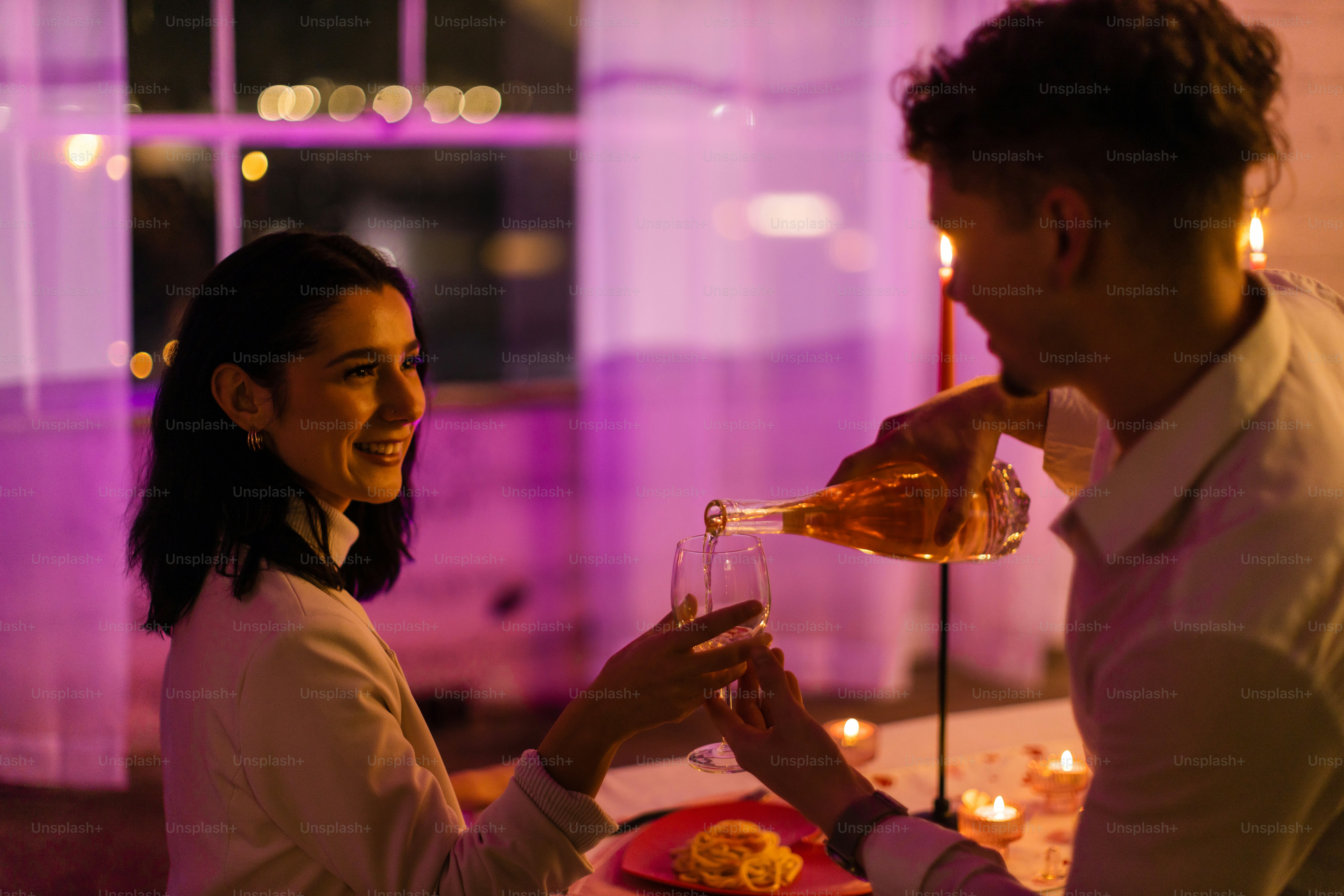 Engaging conversation on a first date mistakes