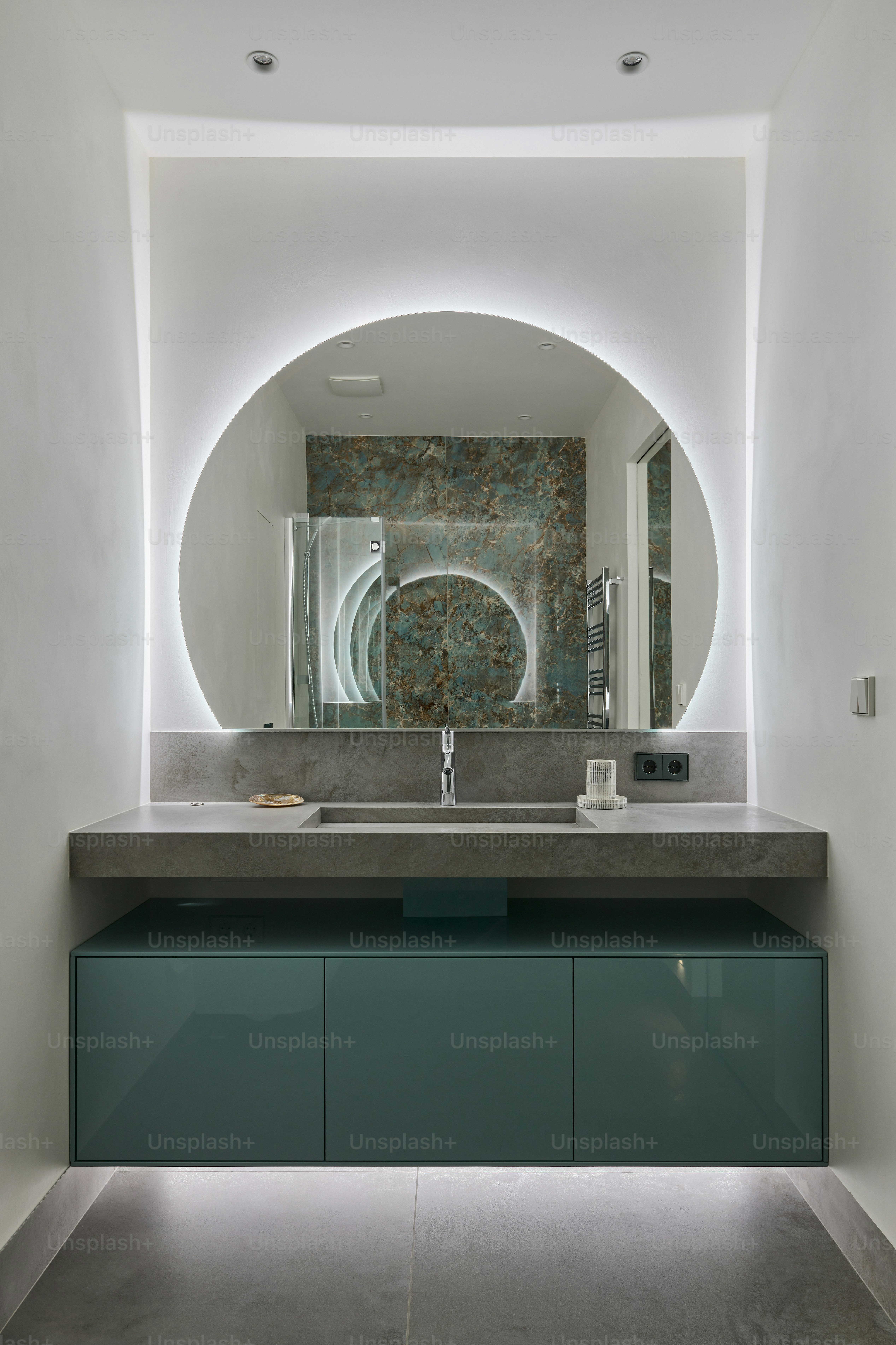 30,000+ Bathroom Mirror Pictures | Download Free Images on Unsplash