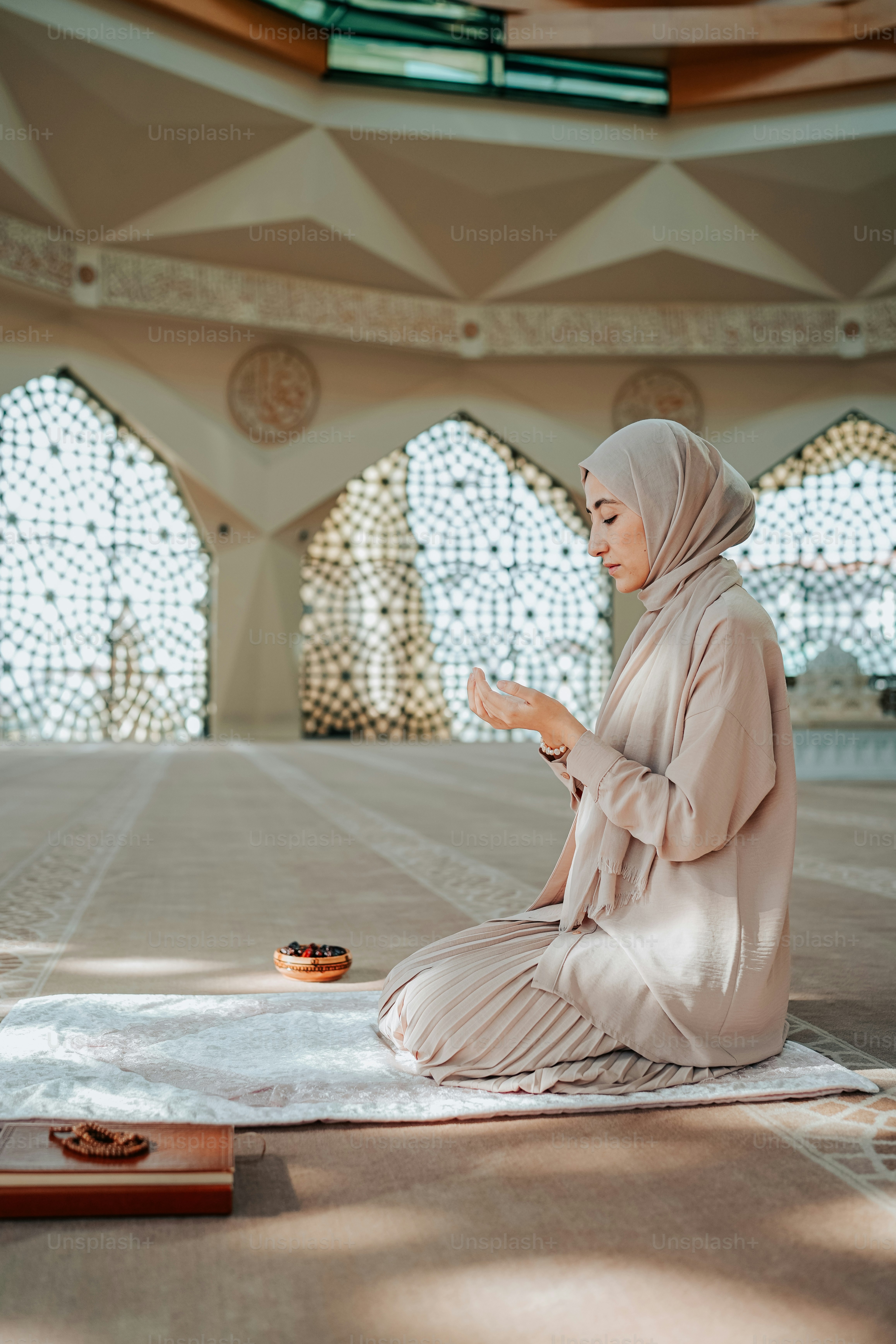 750+ Muslim Woman Pictures Download Free Images and Stock Photos on Unsplash