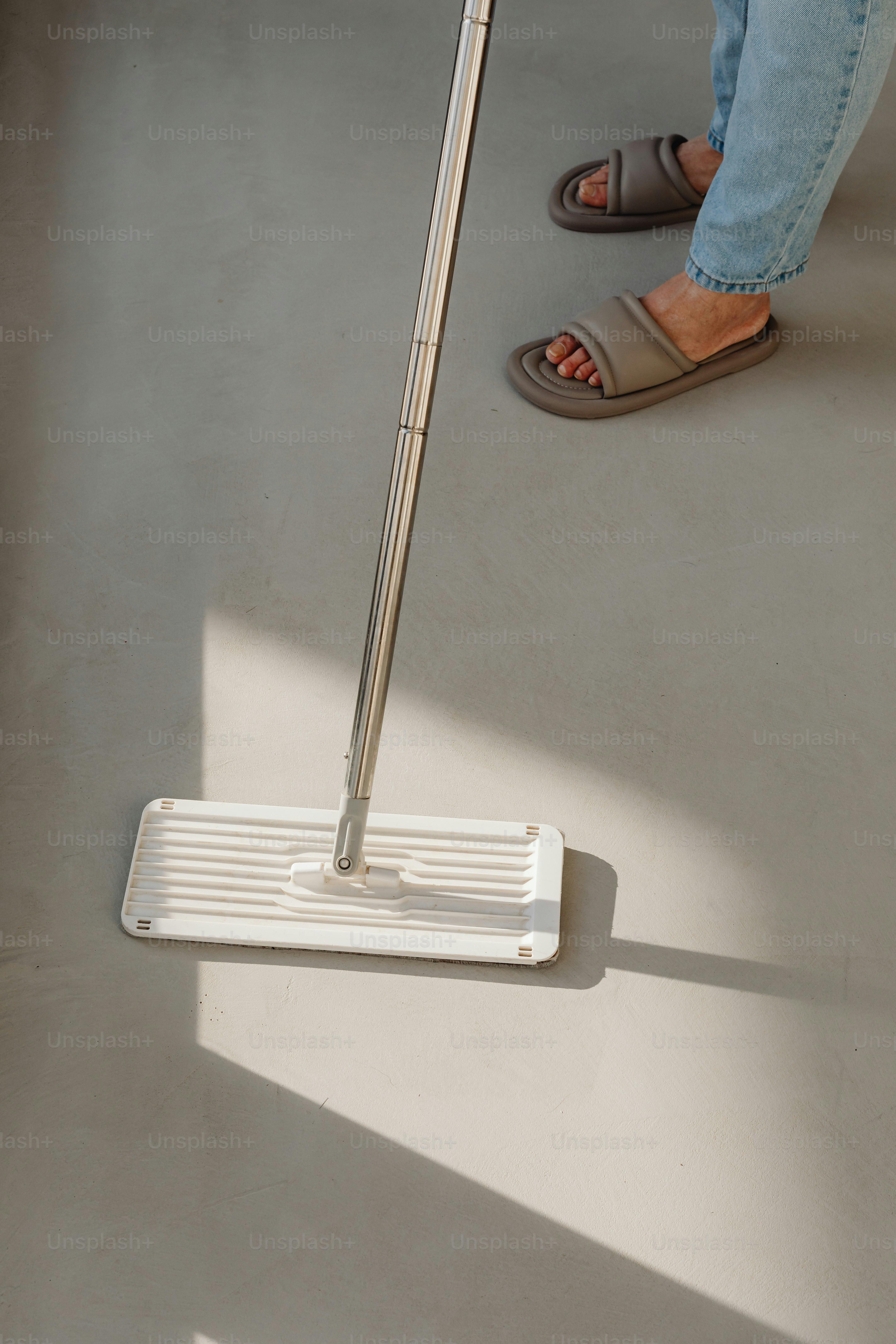 mopping