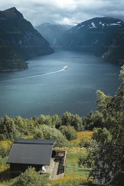 Tallest Waterfalls in Europe: Norway's Giants and Alpine Wonders