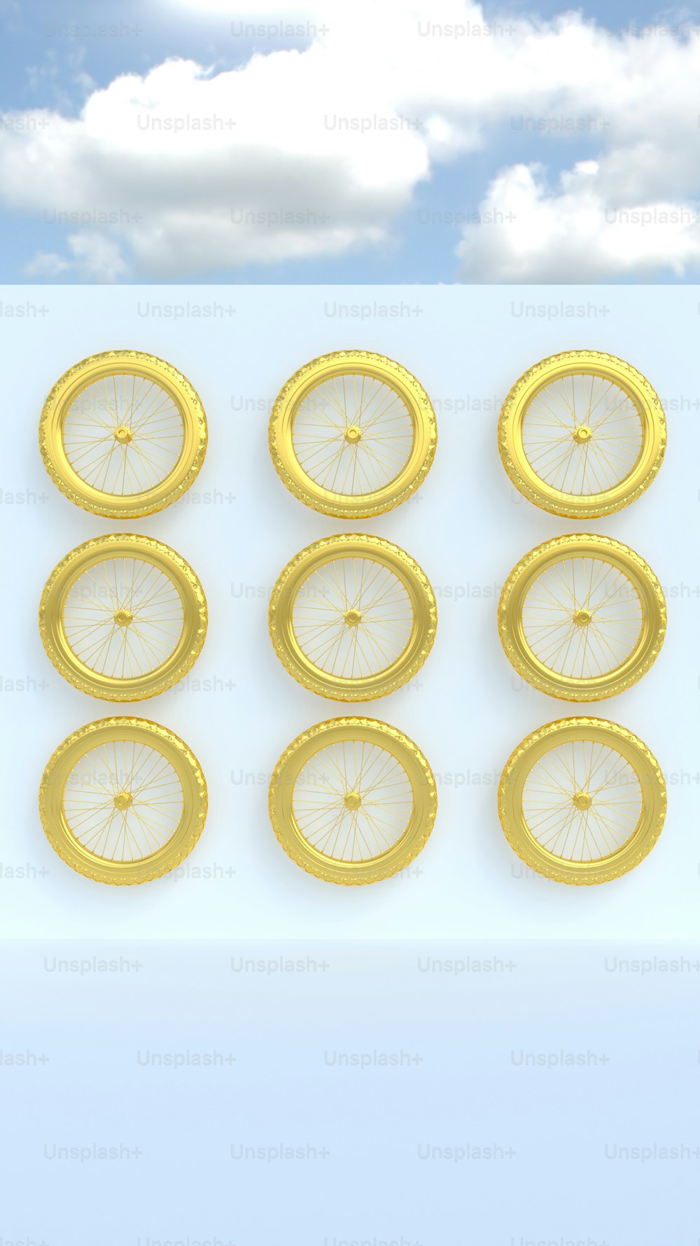 um grupo de frisbees amarelos sentados em cima de uma superfície branca