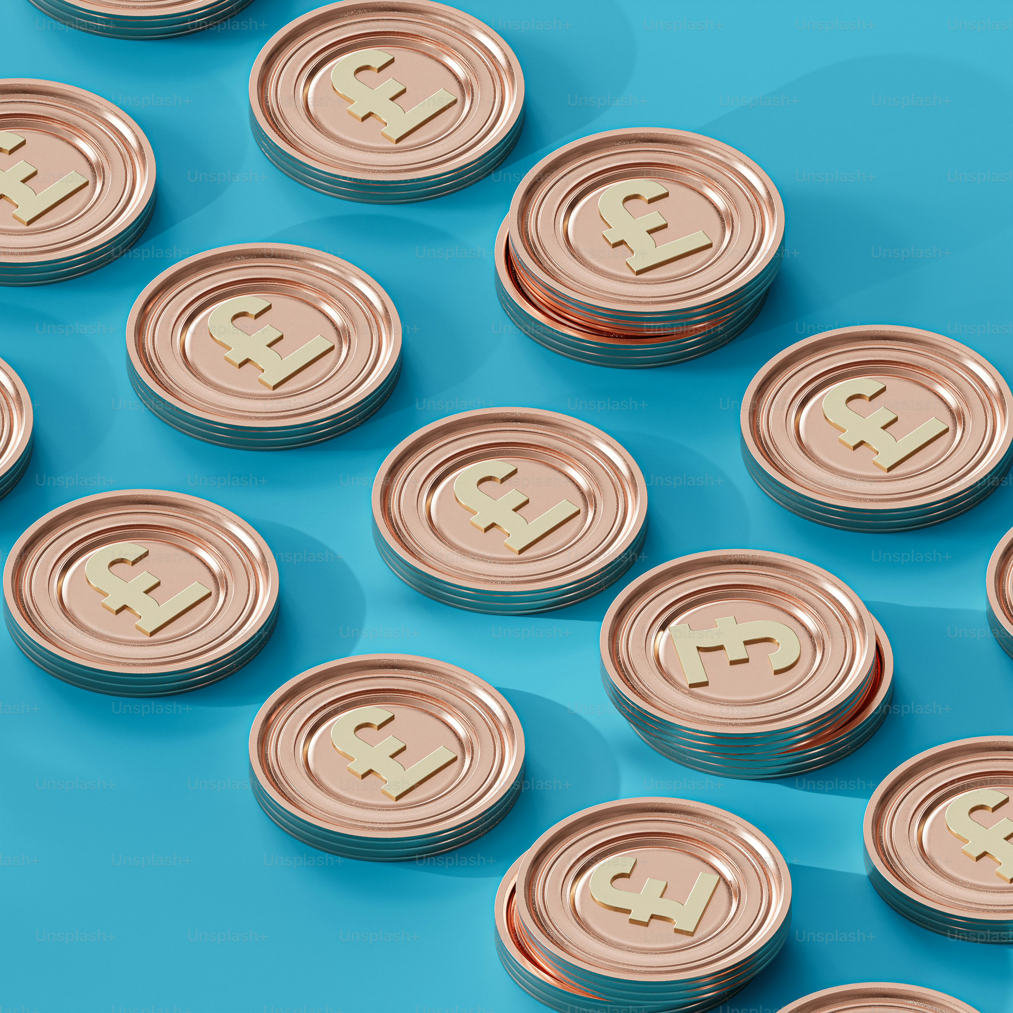 Un gruppo di lattine di metallo con un simbolo bitcoin su di esse