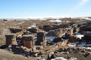 Las ruinas de la antigua ciudad están cubiertas de nieve