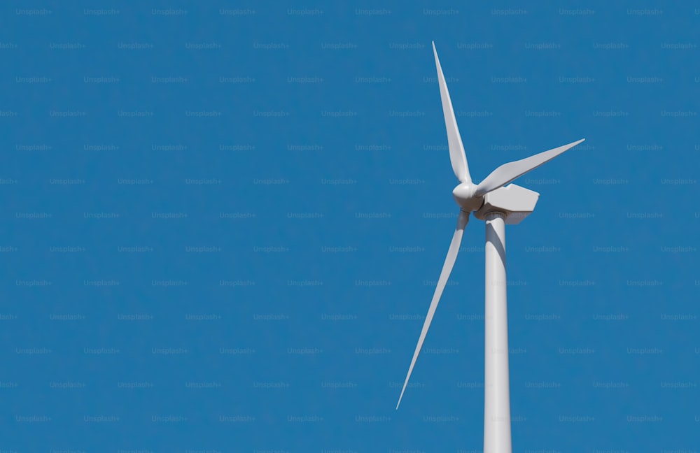 uma turbina eólica é mostrada contra um céu azul