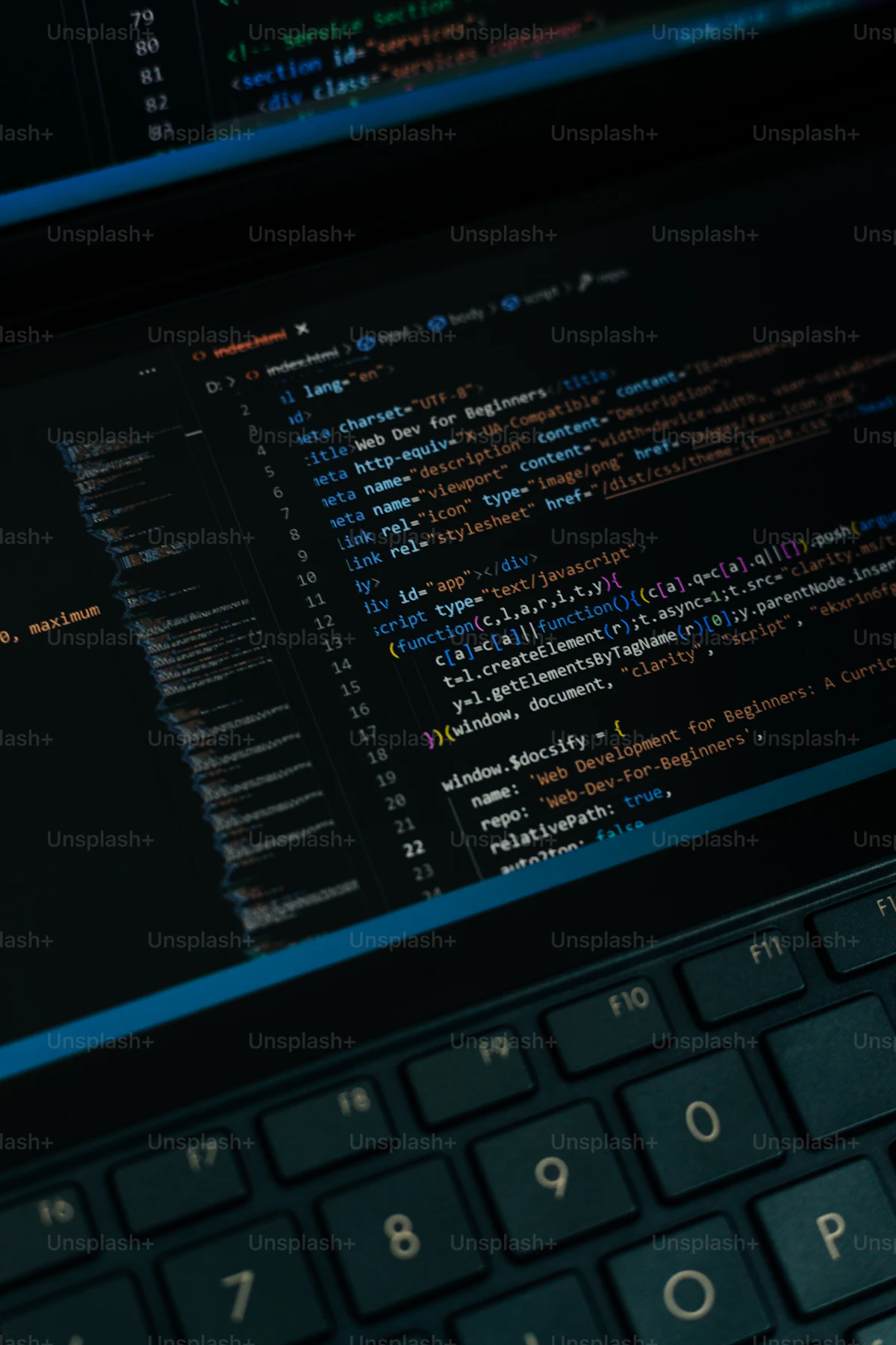AI Prompt Chaining: Architecting Multi-Step LLM Pipelines for Dense B2B Carousels