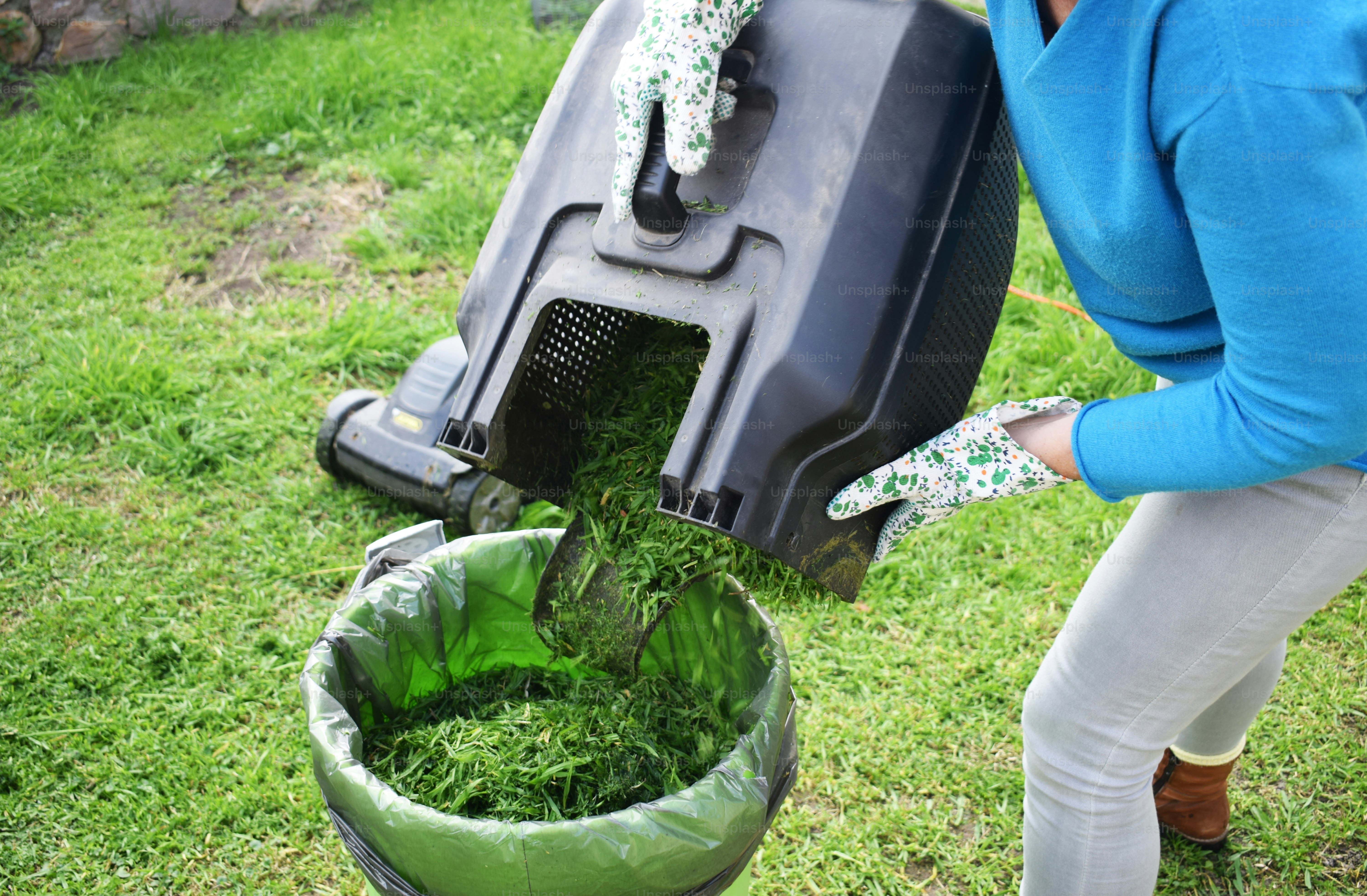 When and How to Apply Compost