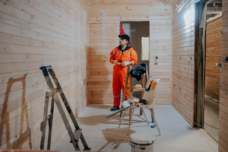 Как резать SPC: прямой, фигурный, под трубу