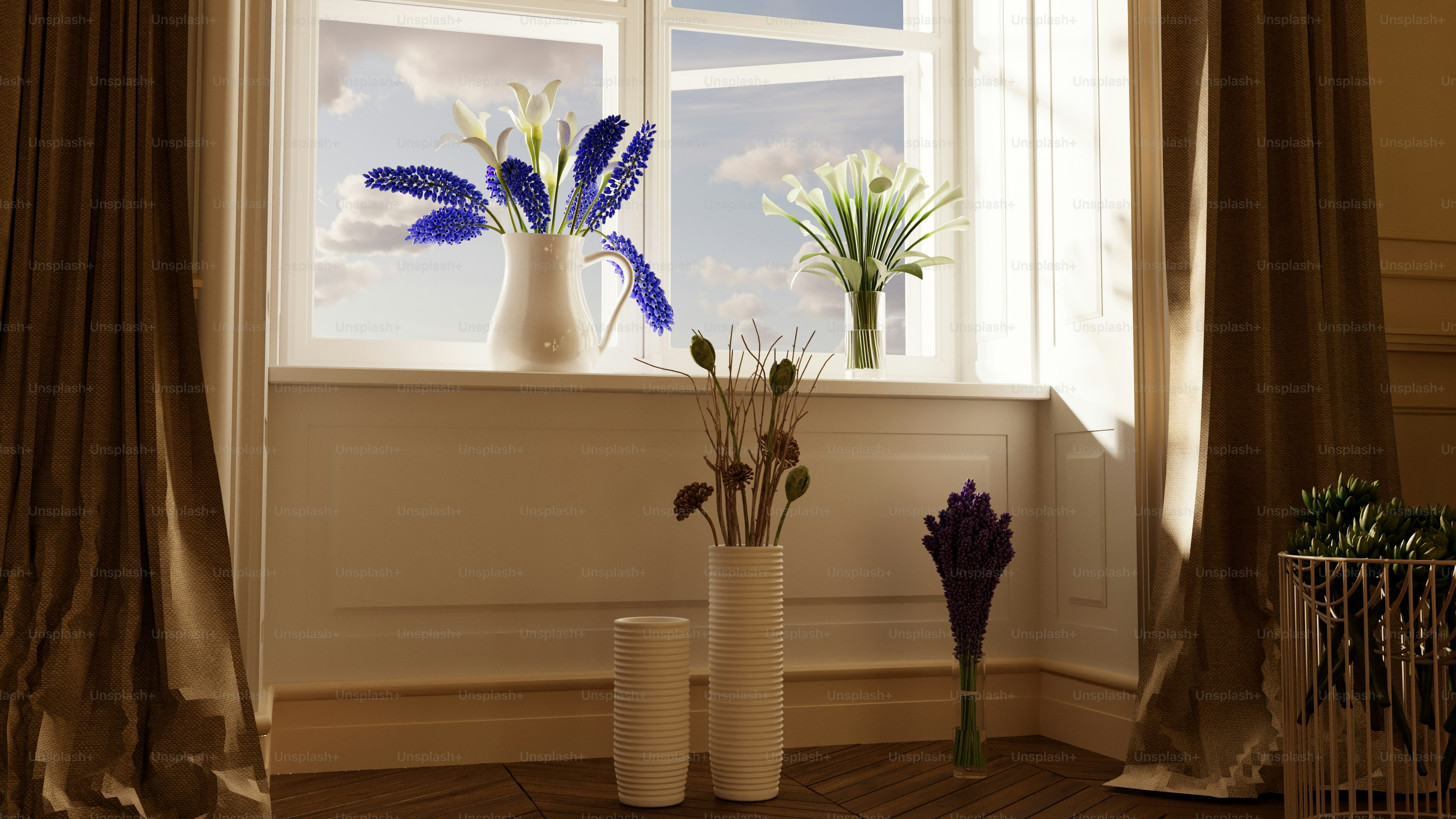 quelques vases assis sur une table