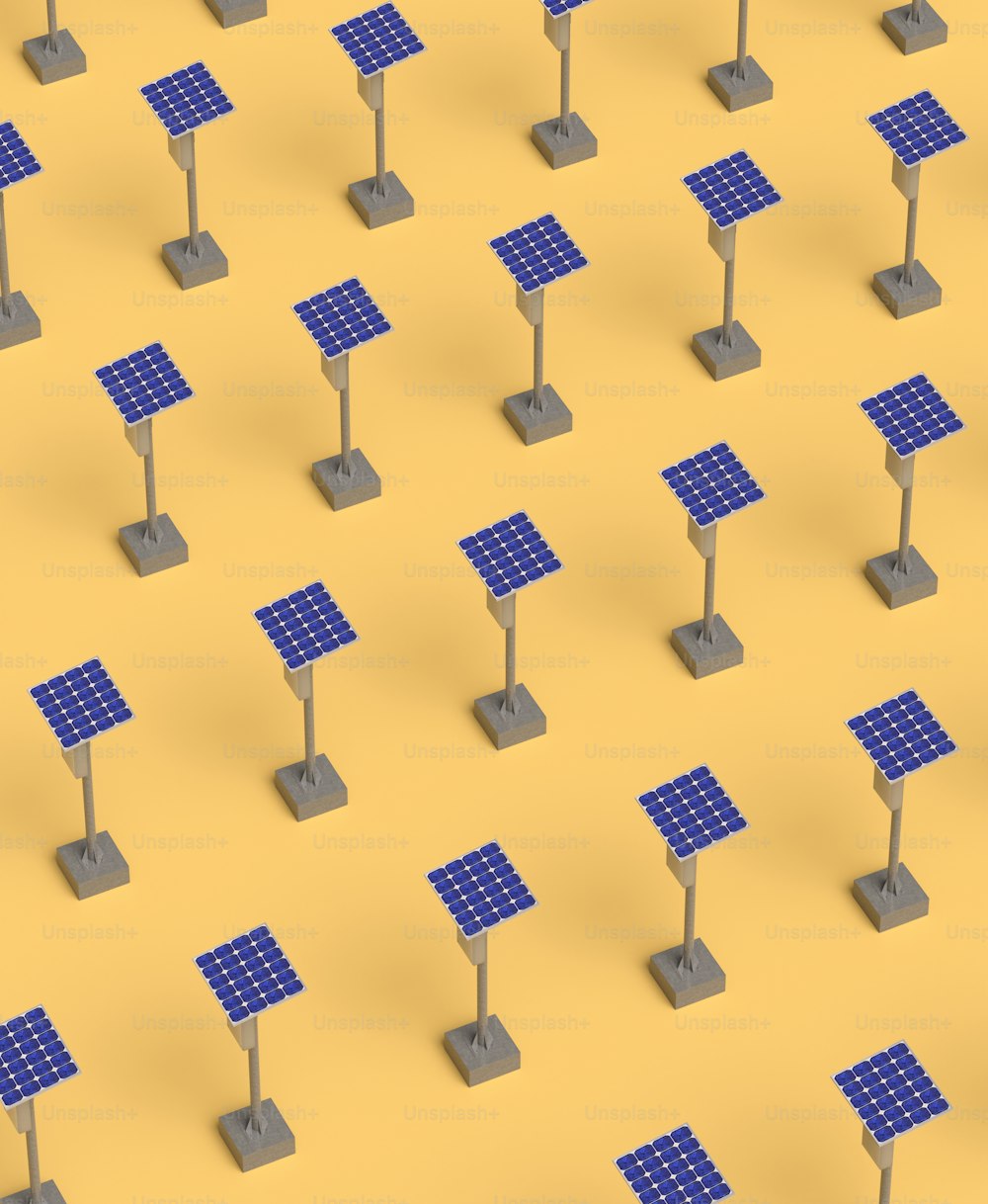 um monte de pequenos painéis solares azuis em um fundo amarelo