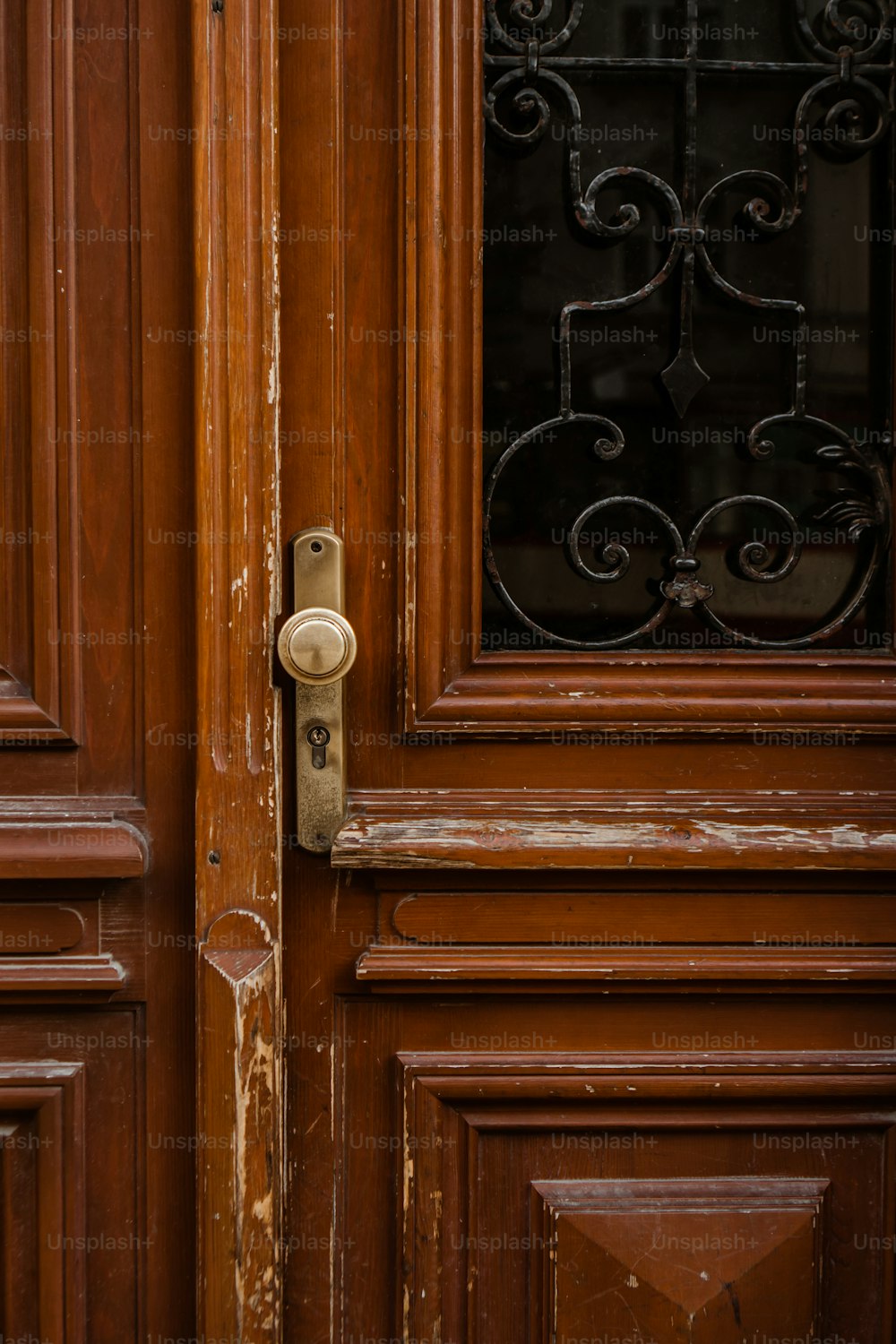 a close up of a door with a handle