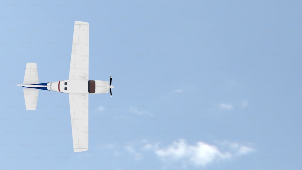 um pequeno avião voando através de um céu azul