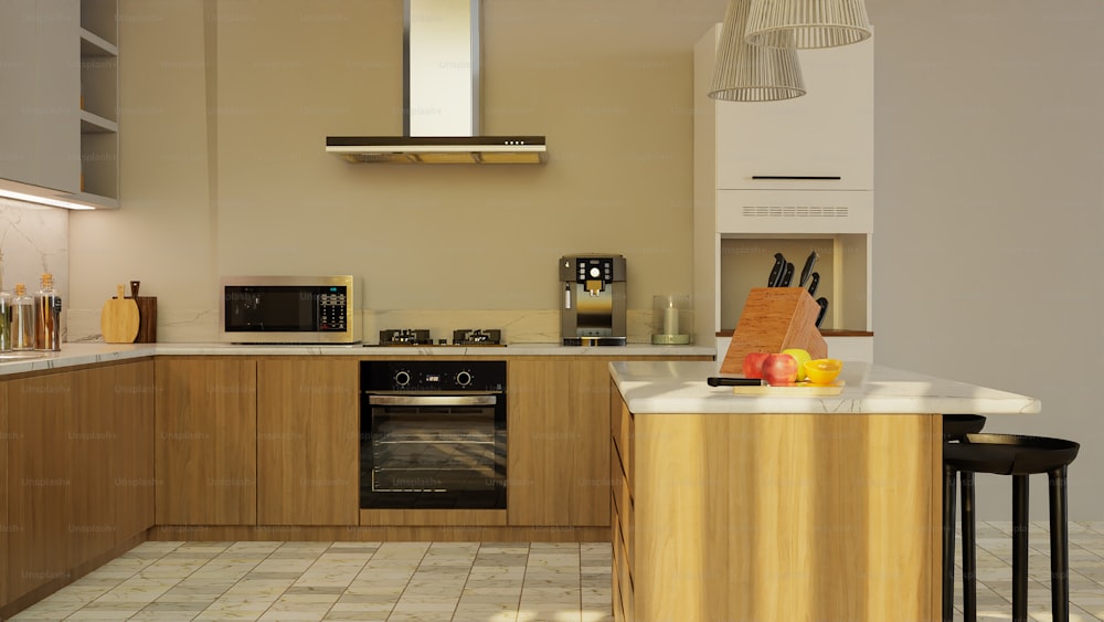 una cucina con piano cottura, forno, microonde e bancone