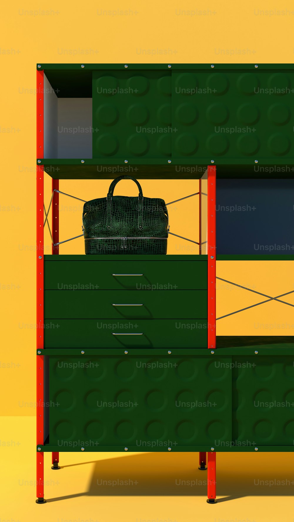 un estante verde con una cesta encima