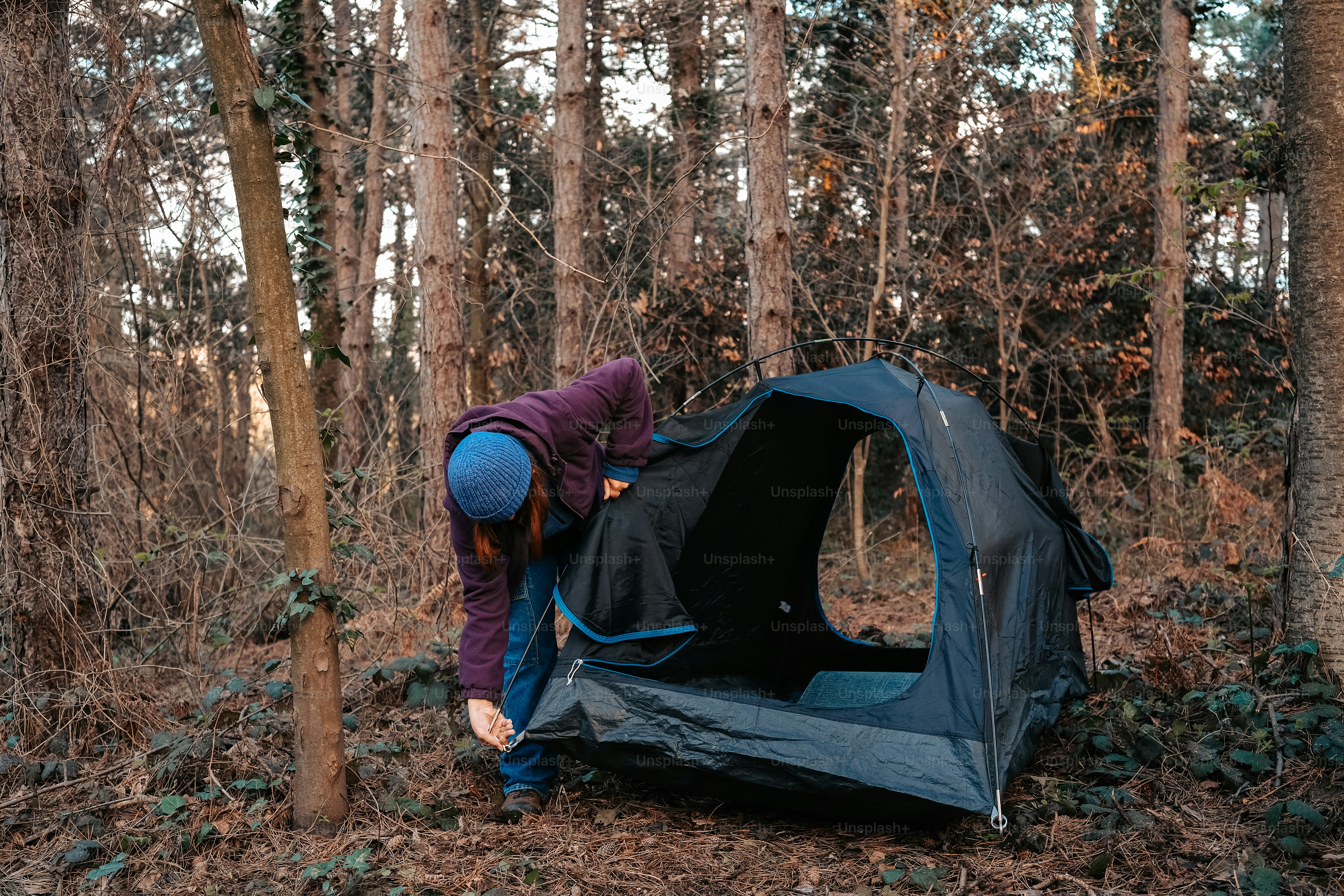 premium_photo-1681257773254-064890b287aa?ixid=M3wxMjA3fDB8MXxzZWFyY2h8MTN8fGJ1ZyUyMHphcHBlciUyMGZvciUyMGNhbXBpbmd8ZW58MHx8fHwxNzYzMTg2NjE4fDA\u0026ixlib=rb-4.1.0