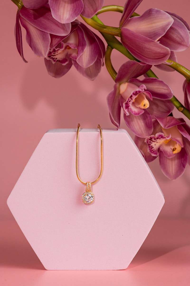 Altın Kaplama Kolye