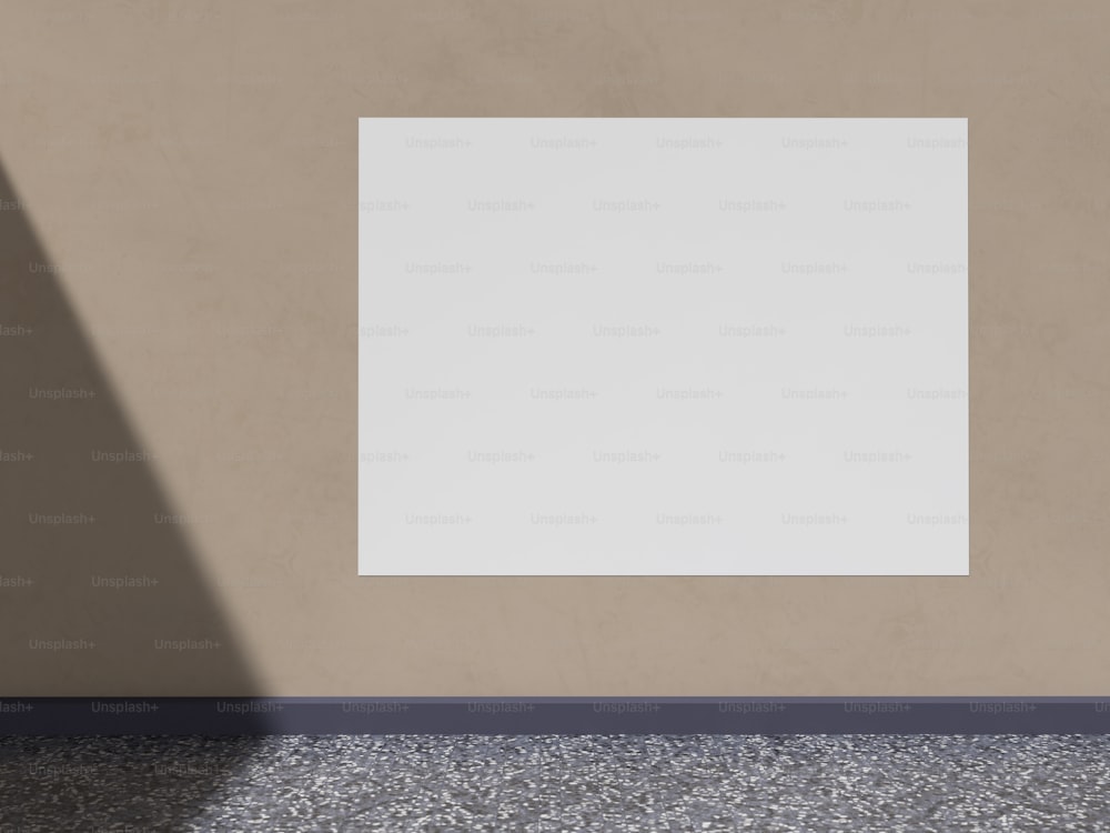 Un quadrato bianco su una parete in una stanza