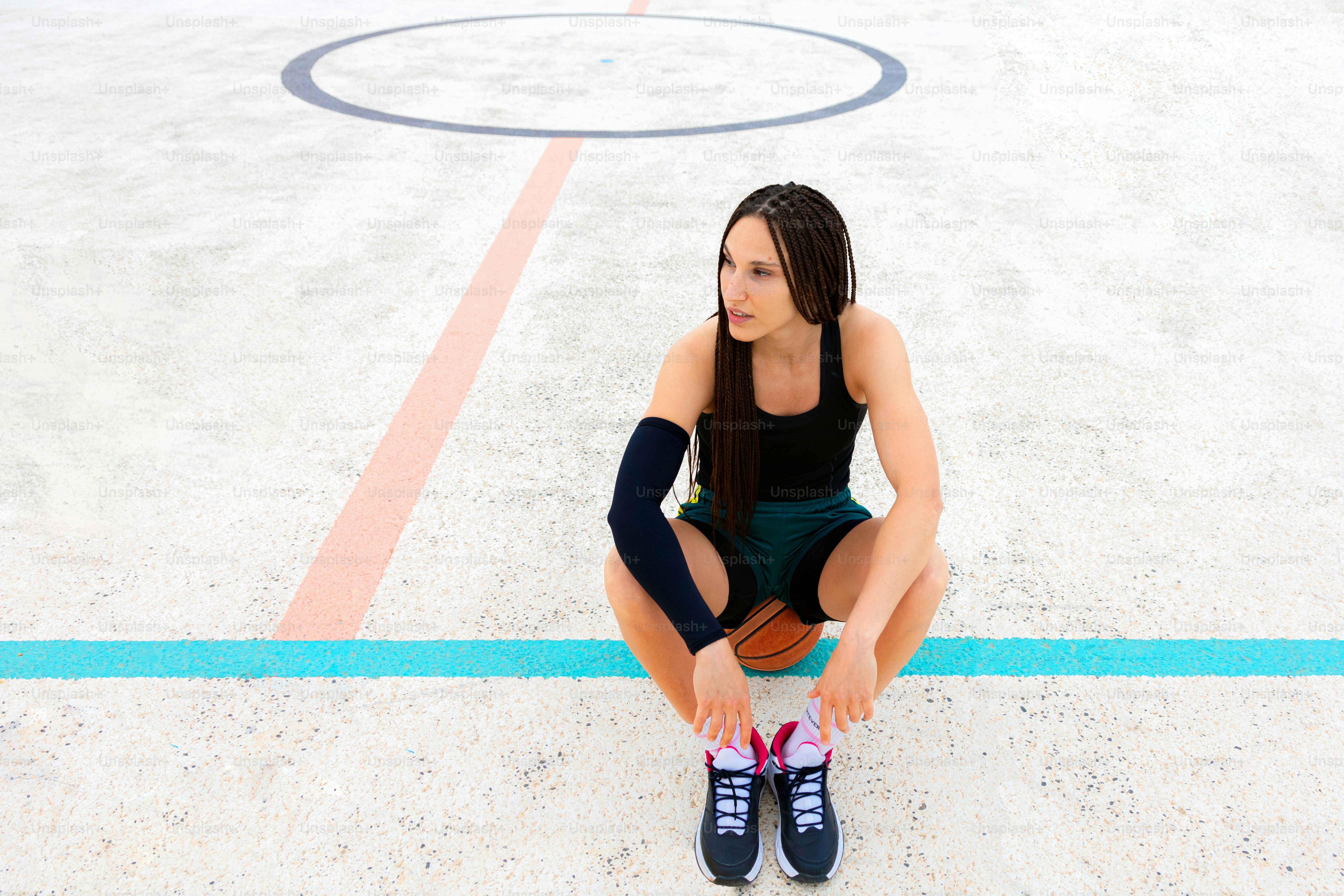 Person measuring joint compression gear for accurate knee sleeve sizing