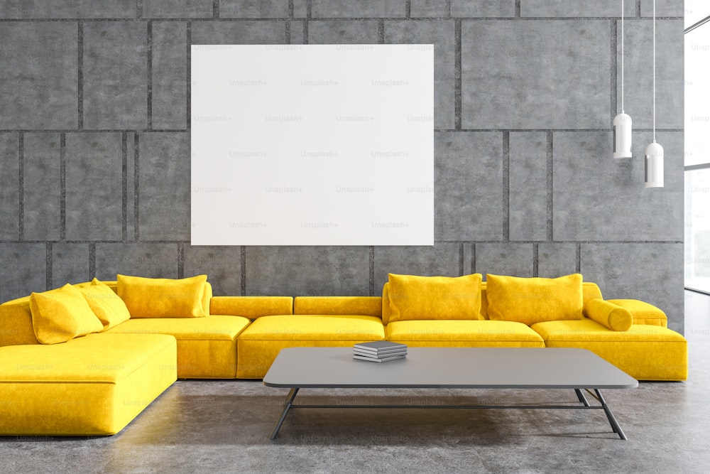 Interior de la sala de estar moderna con paredes grises, un piso de hormigón y un sofá amarillo. Un póster horizontal y una mesa de centro. Maqueta de renderizado 3D