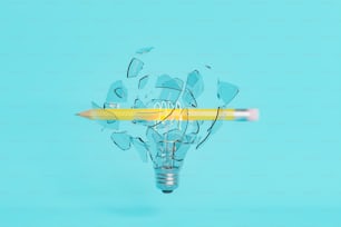 lampadina rotta con una matita che la attraversa a tutta velocità. concetto di idee, creatività, brainstorming ed educazione. Rendering 3D