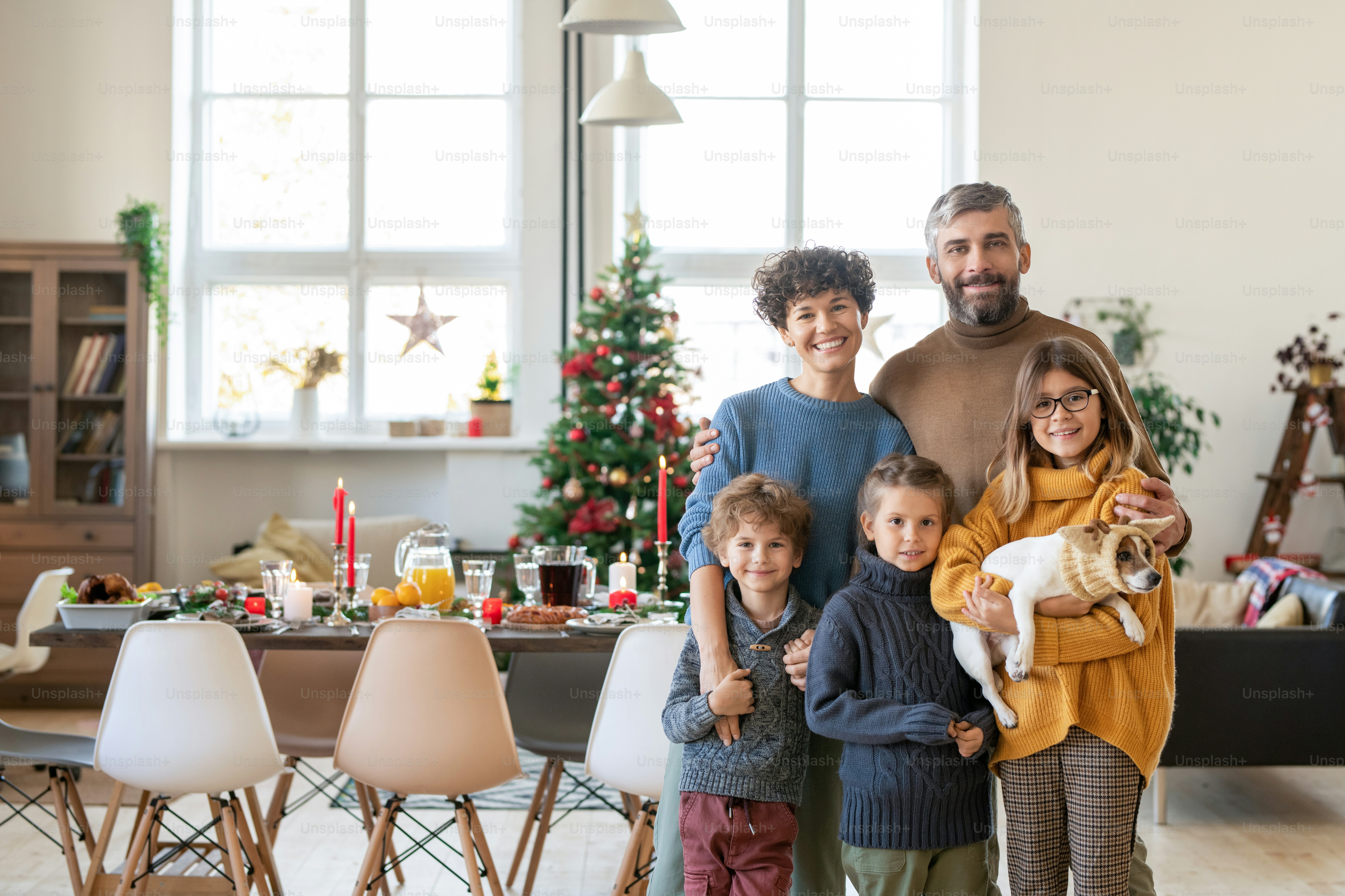 Imágenes de Familia De Navidad | Descarga imágenes gratuitas en Unsplash, image size:3000x2000