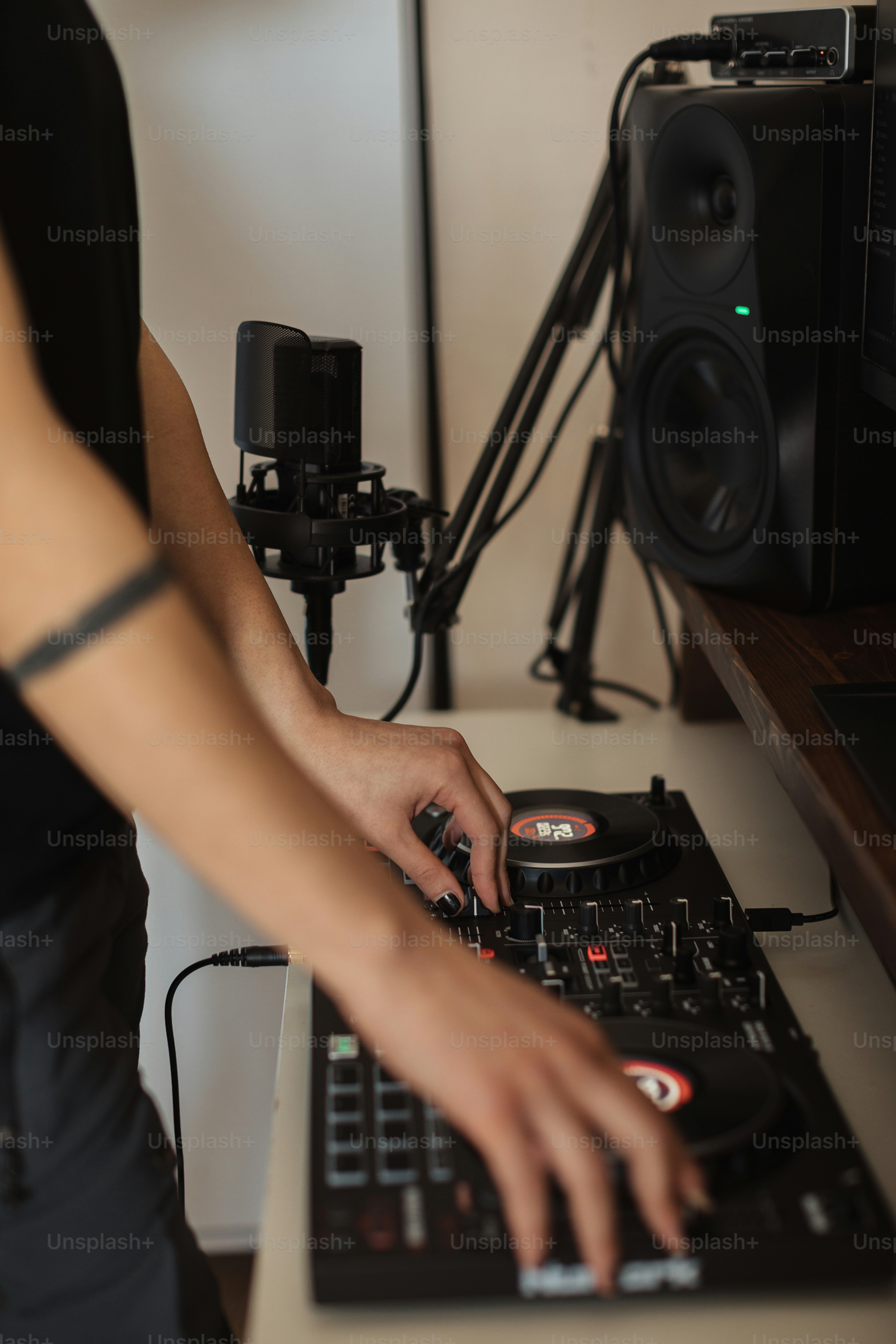 a person that is playing some music on a keyboard