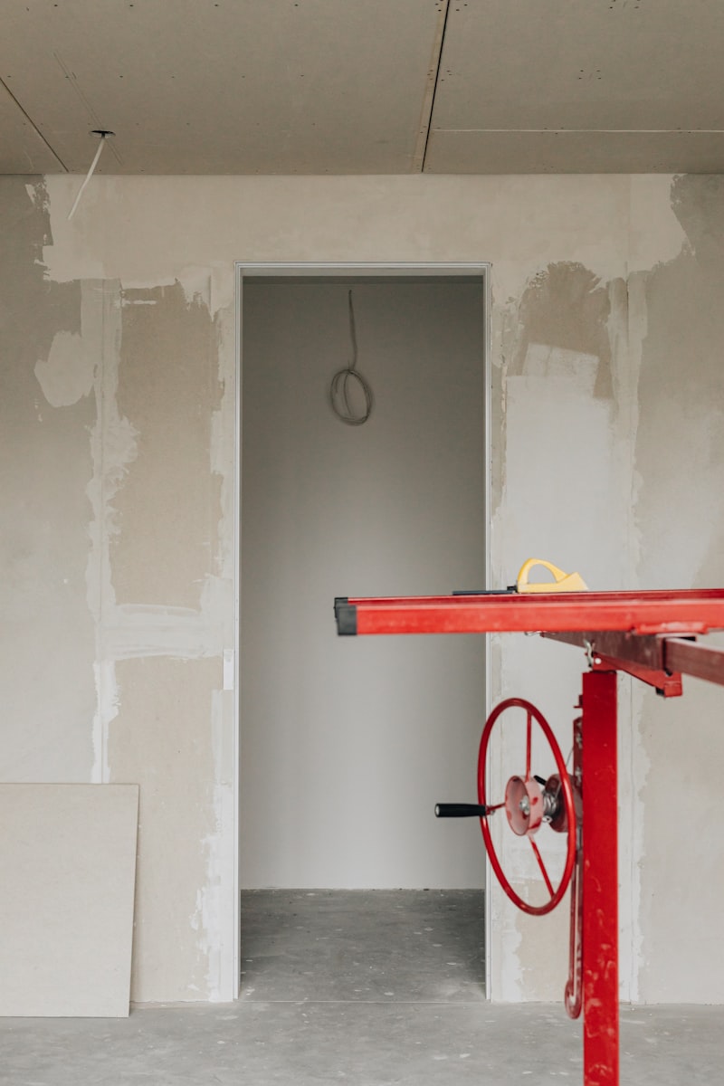 Щели между планками SPC: причины