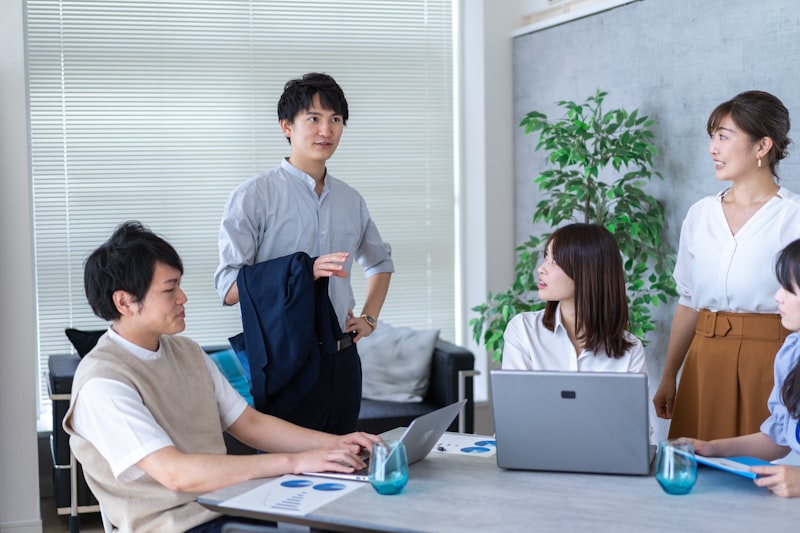 企業との採用戦略ミーティング