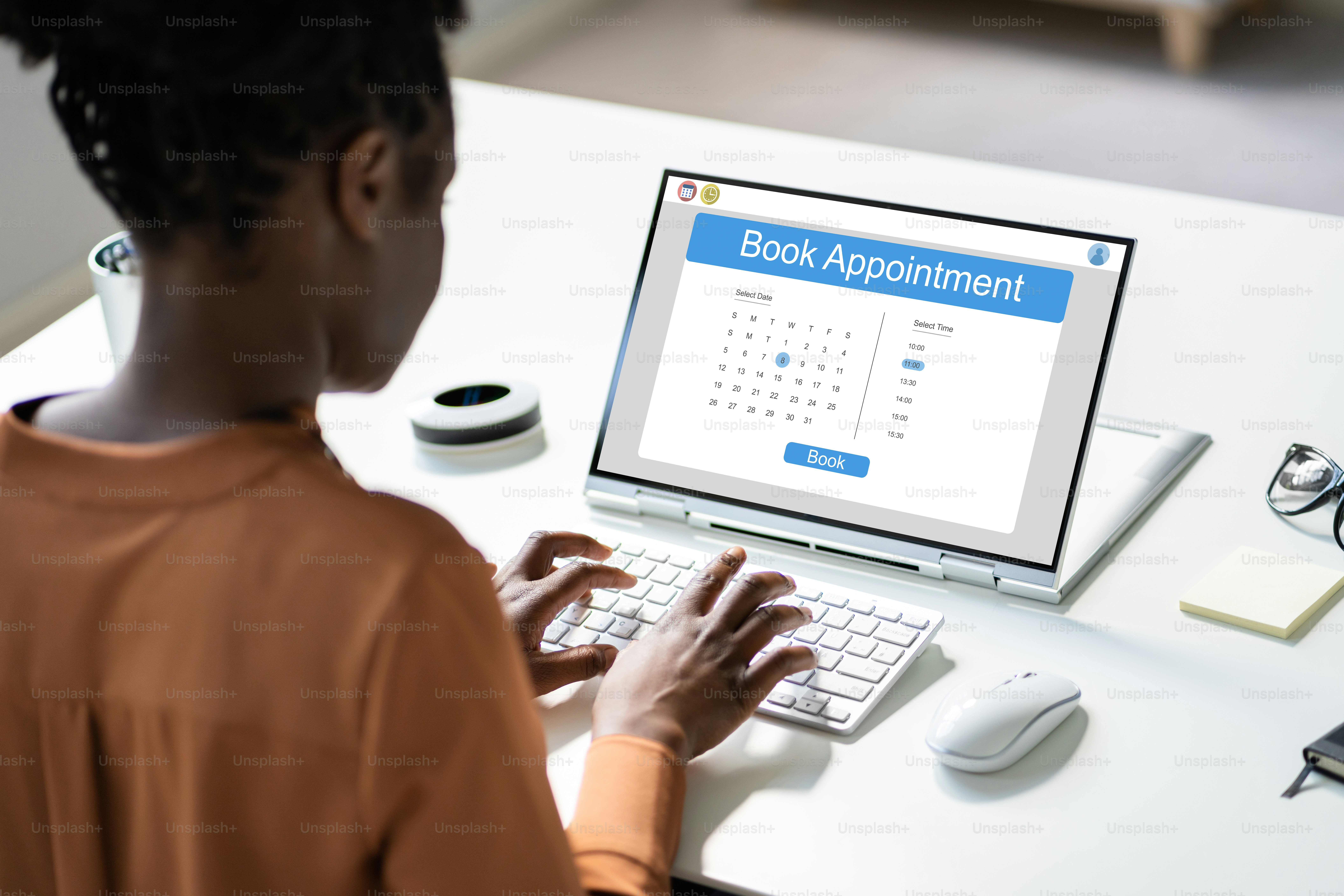 Booking Meeting Calendar Appointment On Laptop Online