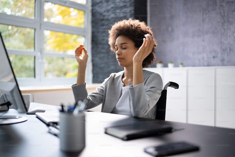 Healthy Yoga Meditation At Workplace. Meditating Business Woman