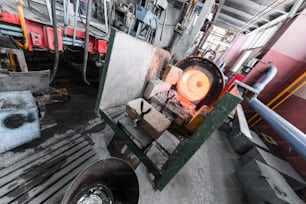 Process of glass making at specialized glass industry