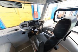 Trolleybus-Bus-Auto-Produktionslinie moderne automatische Bus-Herstellung Fahrzeug Auto Salon Sitz