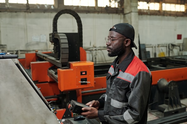 Logistics & Finishing