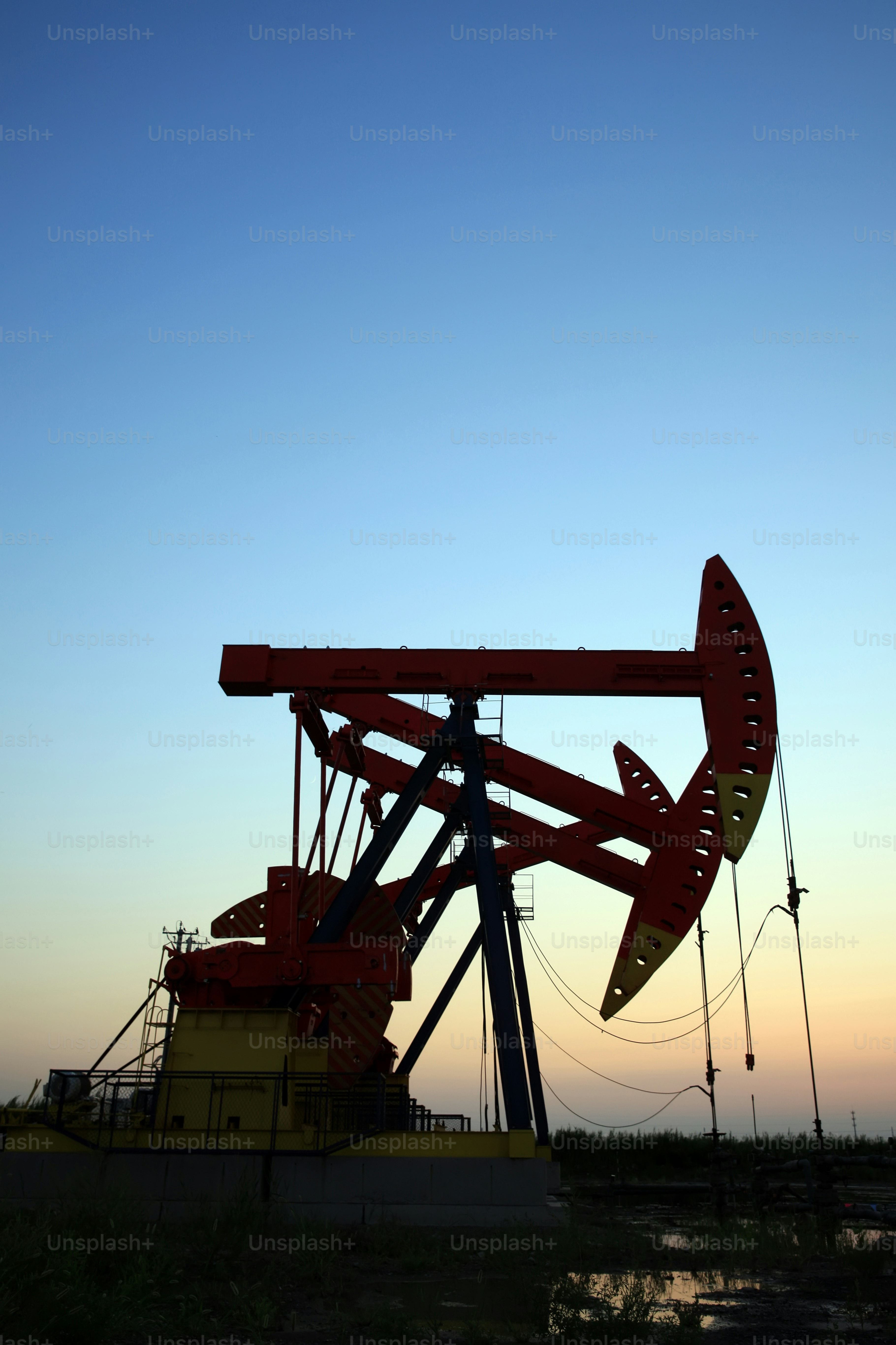 U.S. crude oil jumps more than 3%, trades near $77 as market waits for Israel strike against Iran