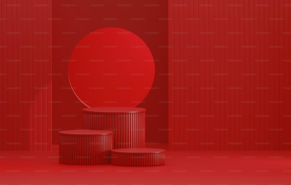 Base roja del podio circular sobre fondo rojo abstracto de la sala de estudio. Expositor de productos y espacios publicitarios. Ilustración de renderizado 3D