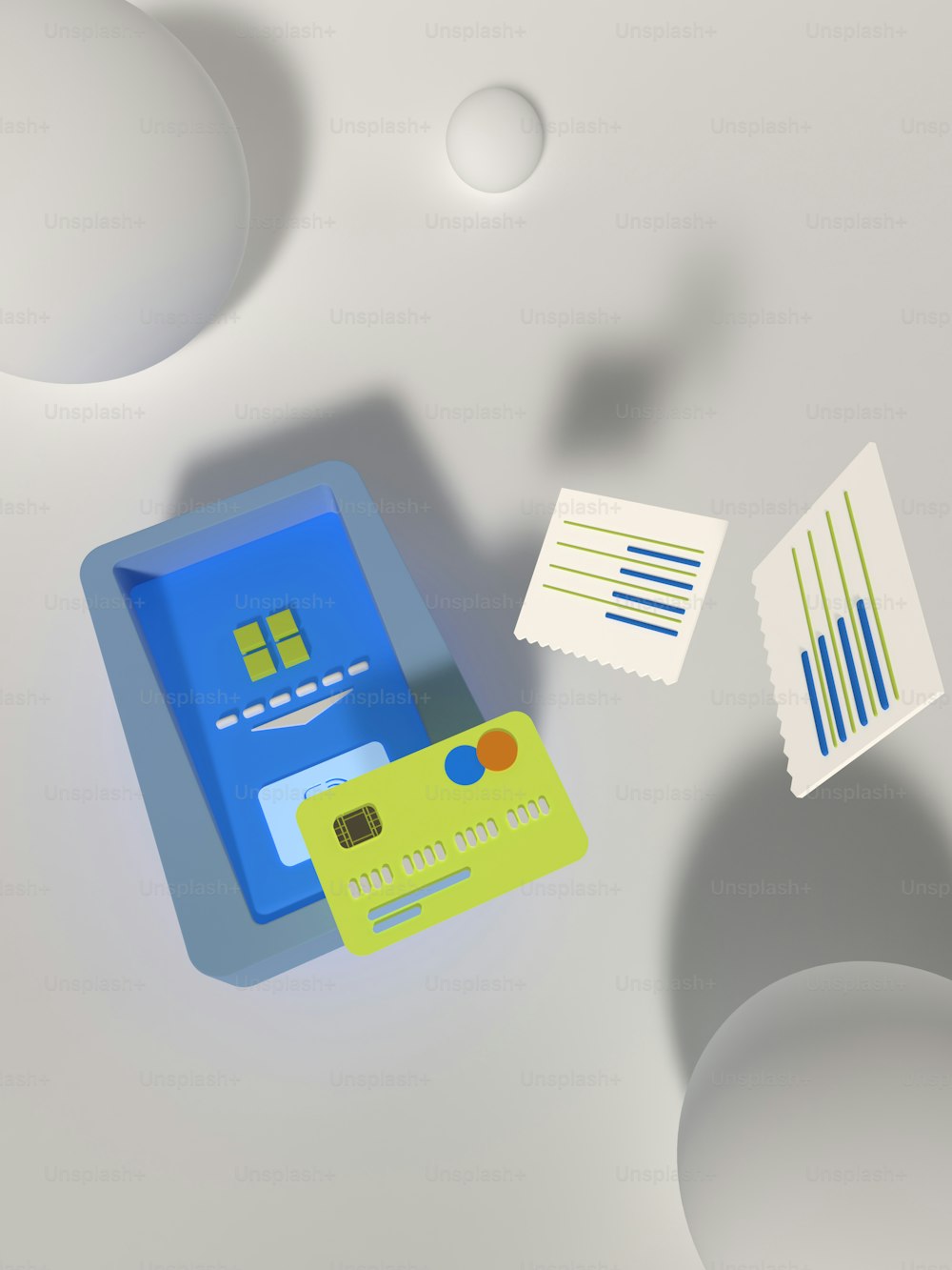 Una tarjeta de crédito azul y amarilla junto a un sobre blanco