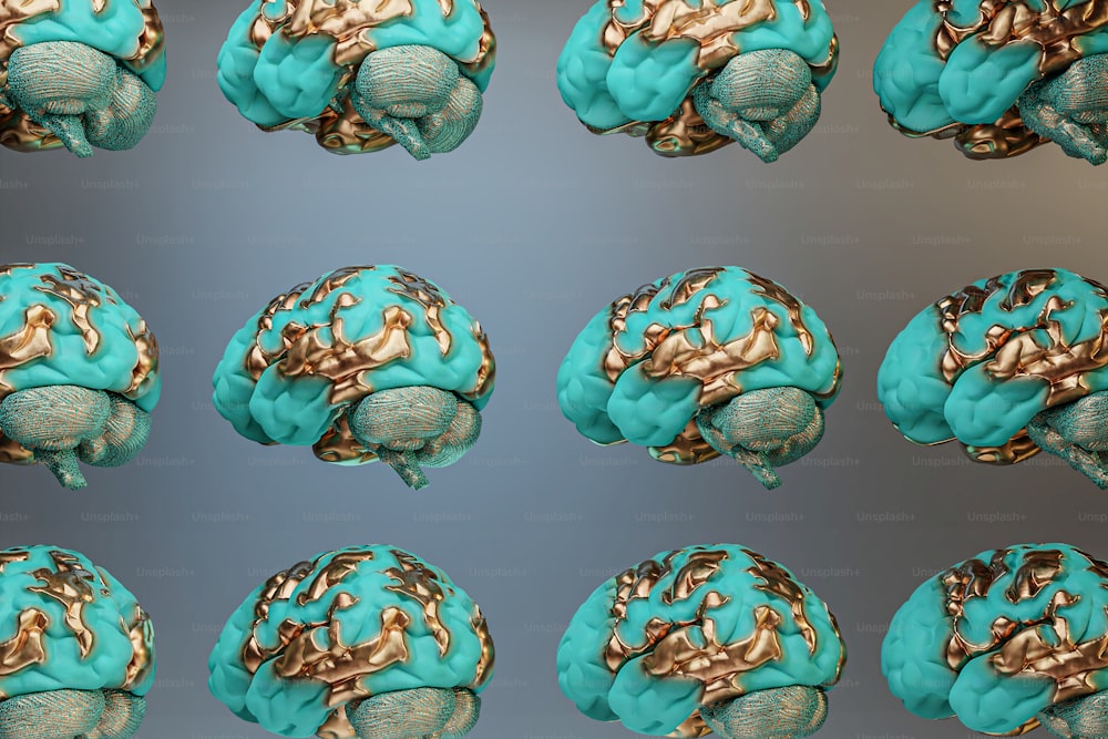 Una serie di immagini del cervello di un essere umano