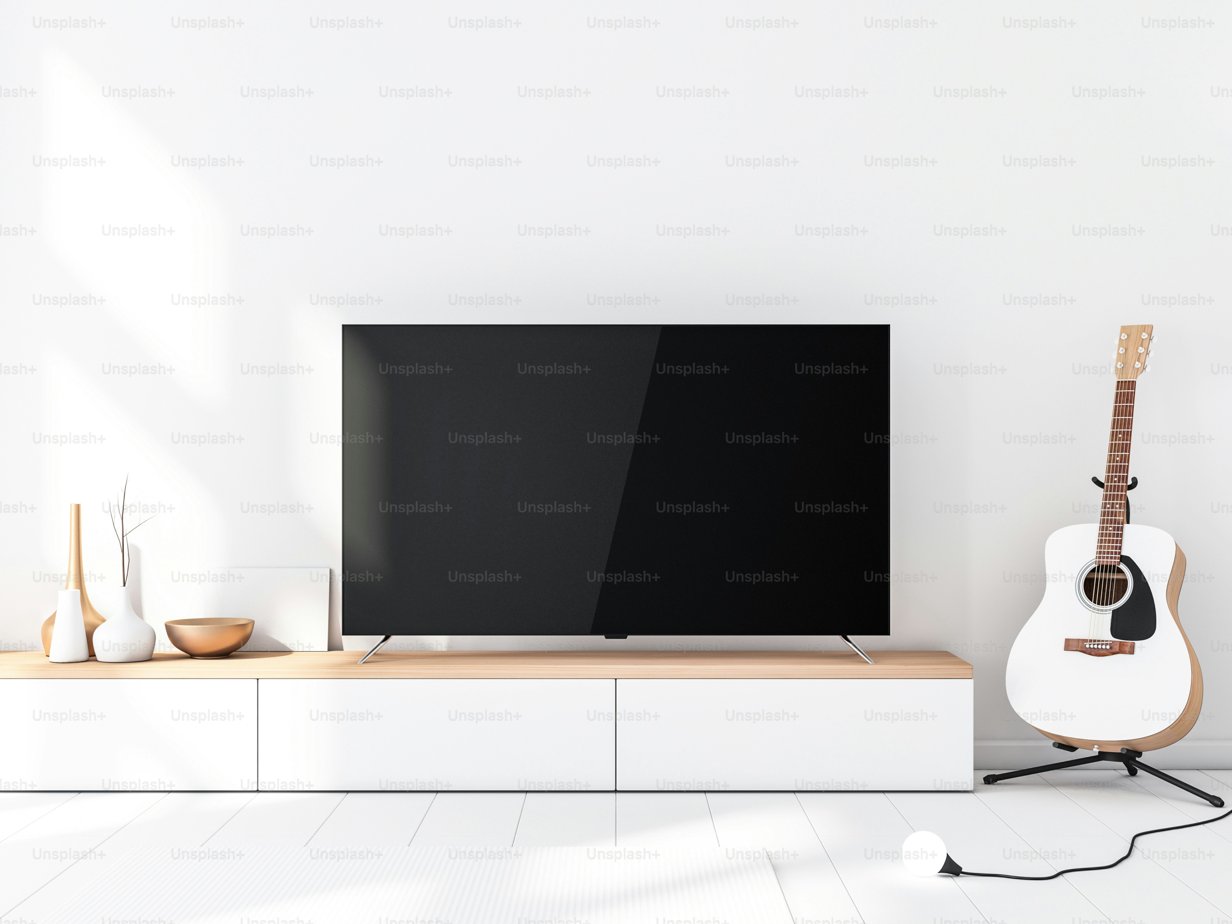 Maquette Smart Tv moderne avec écran noir vierge debout sur console, salon moderne avec guitare acoustique. Rendu 3D