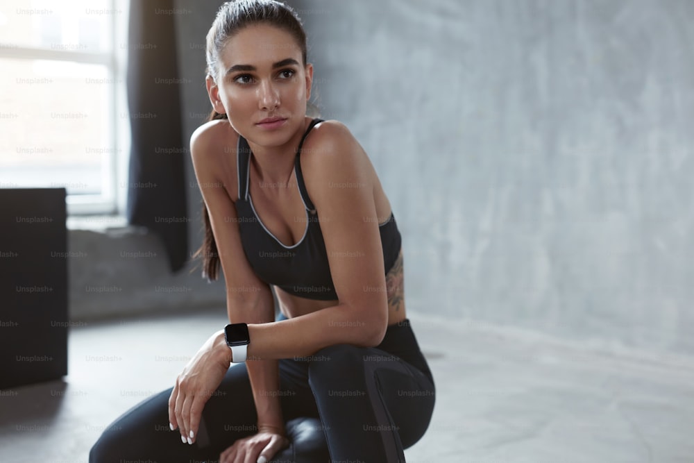 Portrait Of Fitness Woman In Fashion Sports Clothes, Beautiful Female In Black Sportswear. High Resolution
